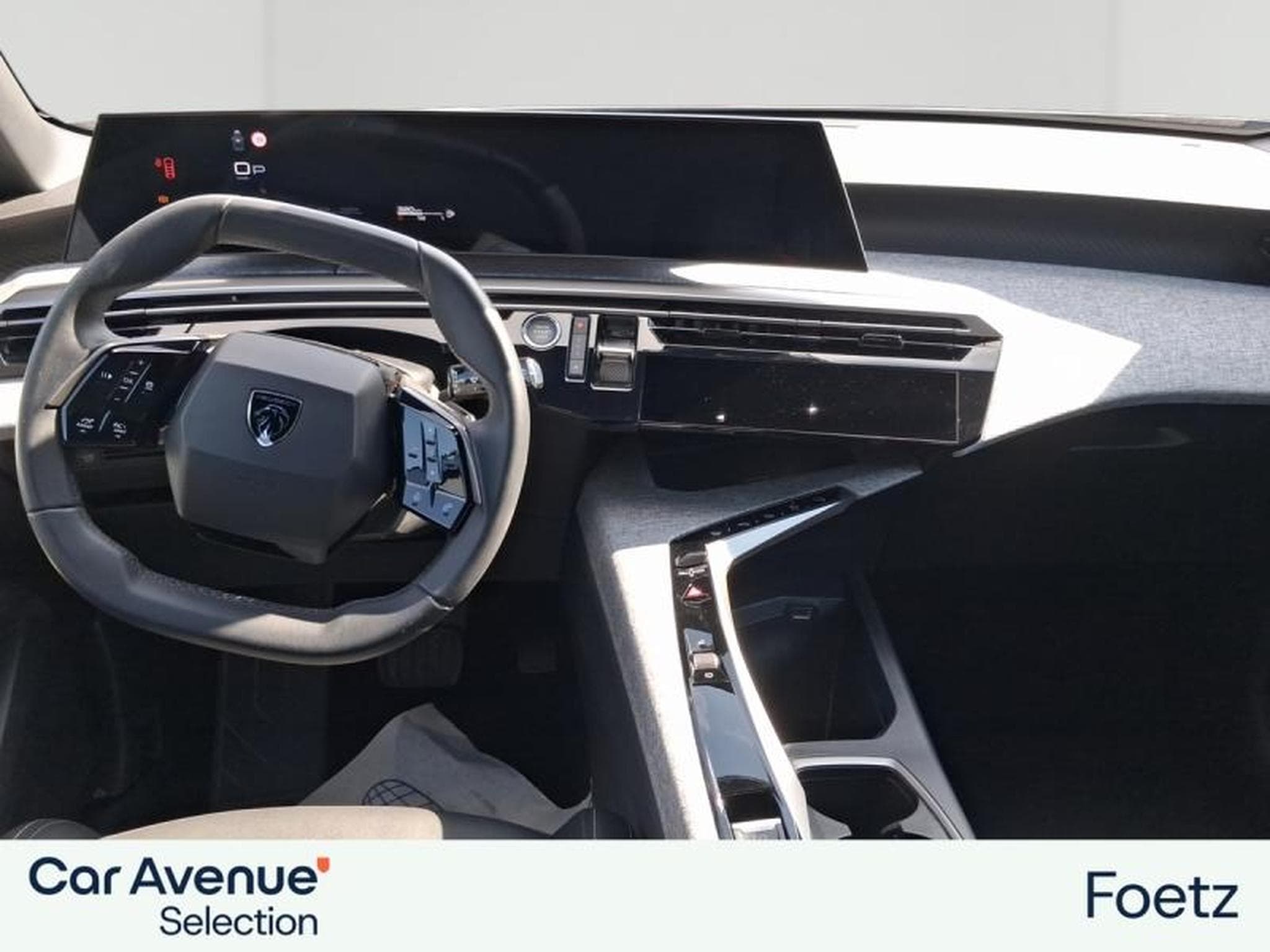 PEUGEOT 5008 Hybrid 136ch Allure e-DCS6 (2025) - Foto 3