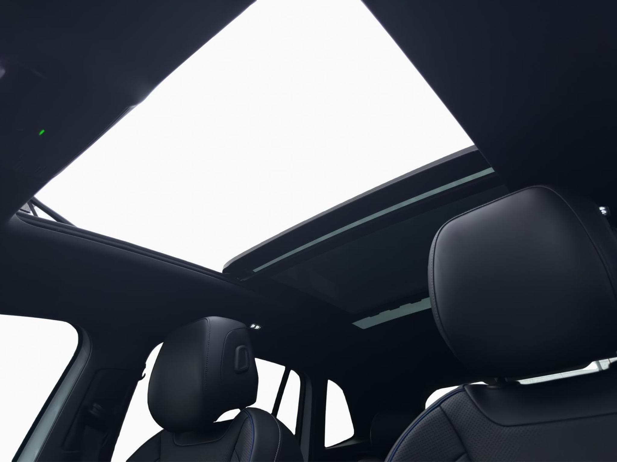 VW Tiguan R-Line eHybrid 200kW (2026) - Photo 15