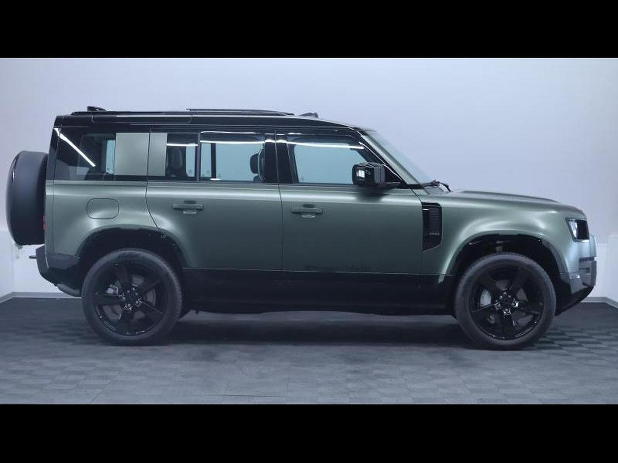 Land-Rover Defender D350 X-Dynamic HSE (2026) - Foto 4