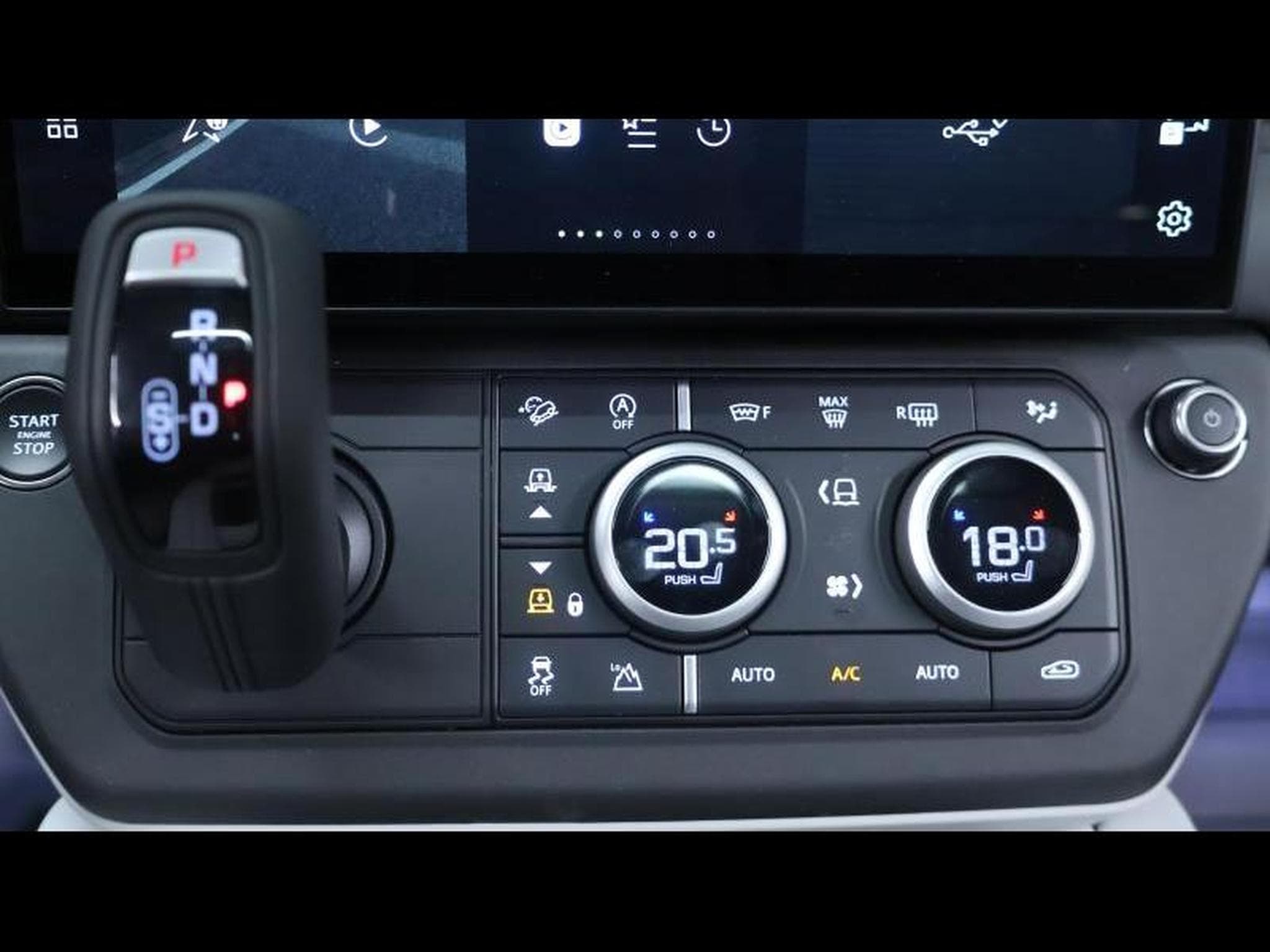 Land-Rover Defender 90 D250 X-Dynamic SE (2026) - Foto 18
