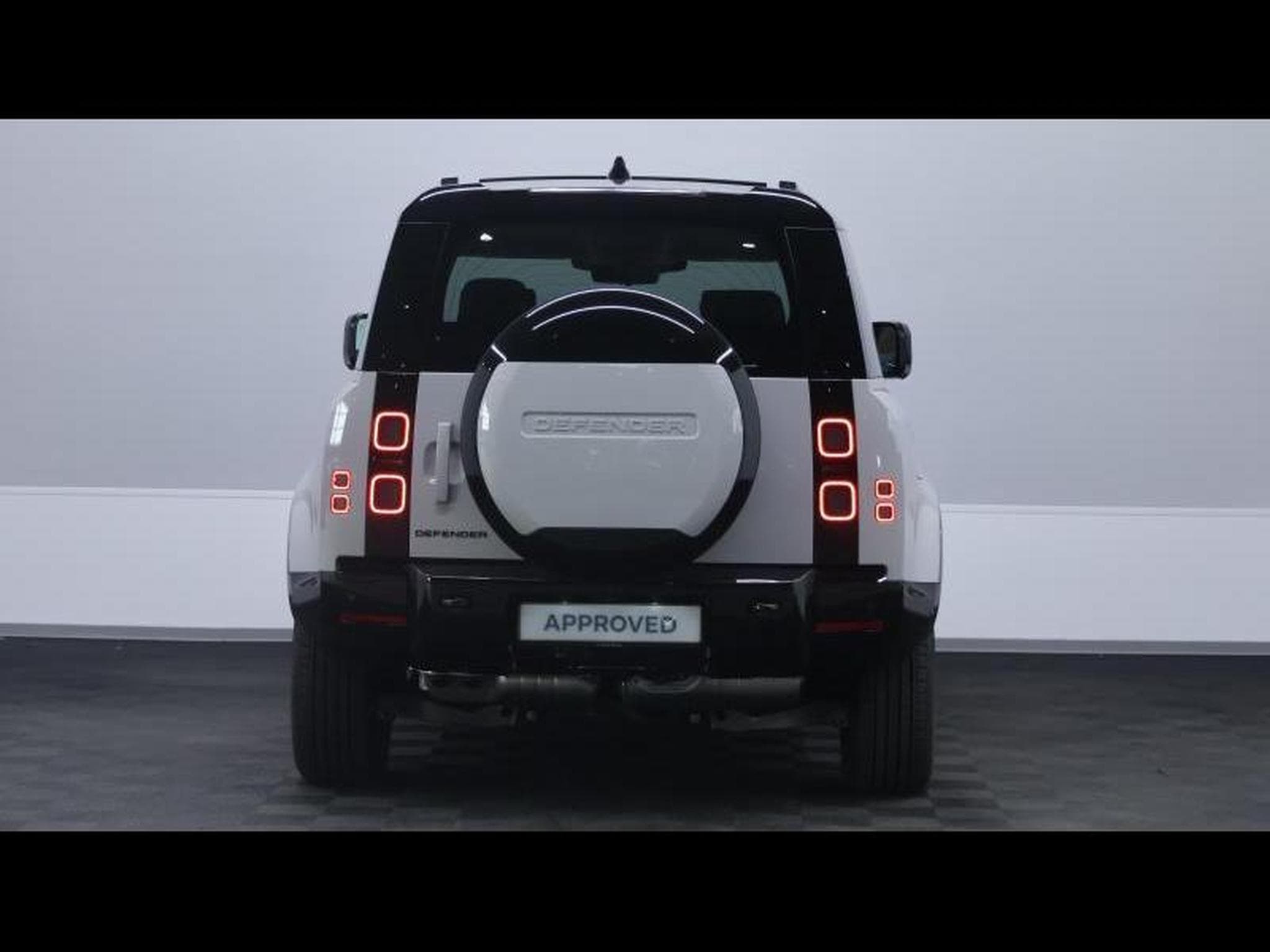 Land-Rover Defender 90 D250 X-Dynamic SE (2026) - Foto 6