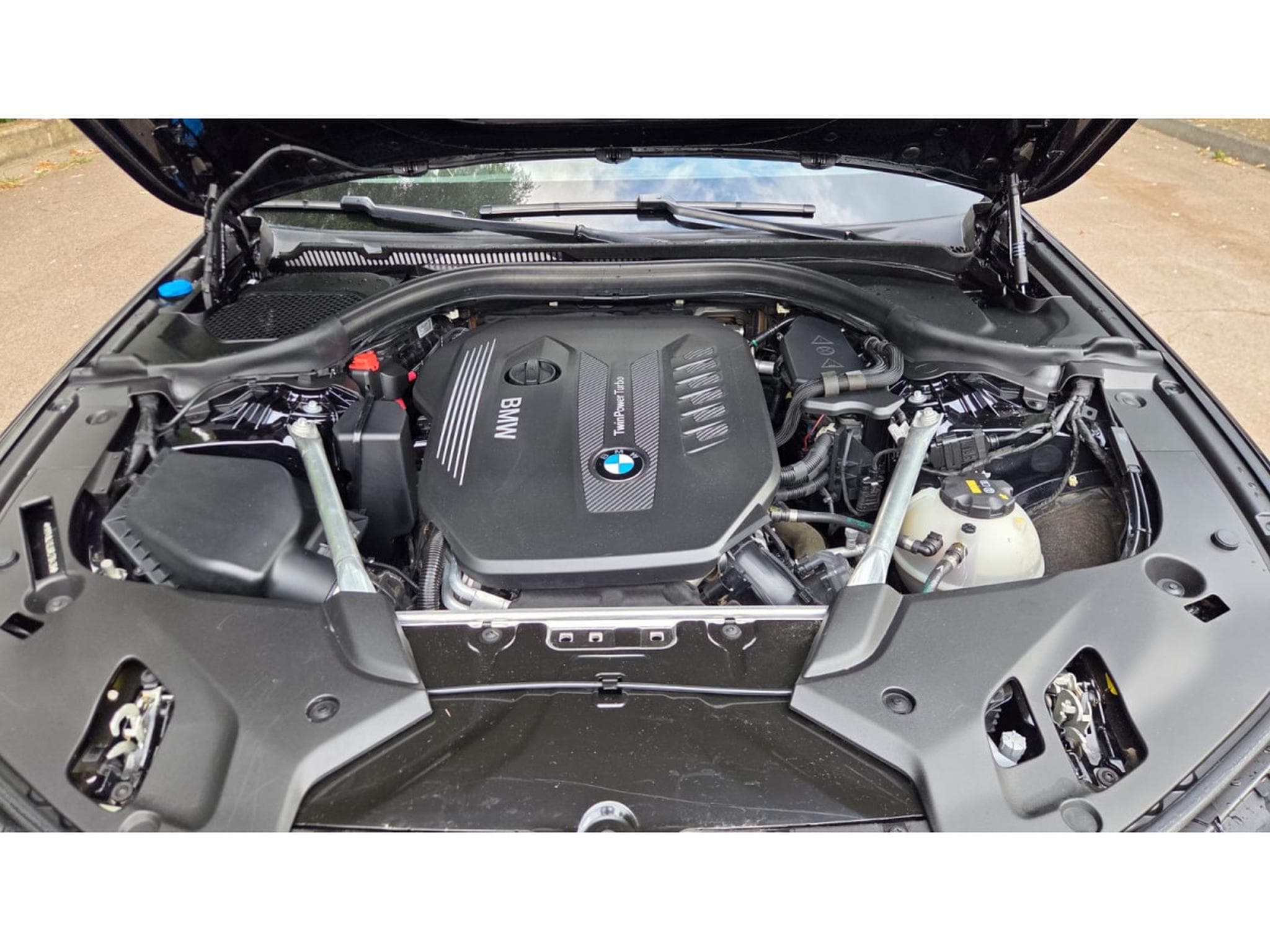 BMW 530 M-Pack (2018) - Photo 6
