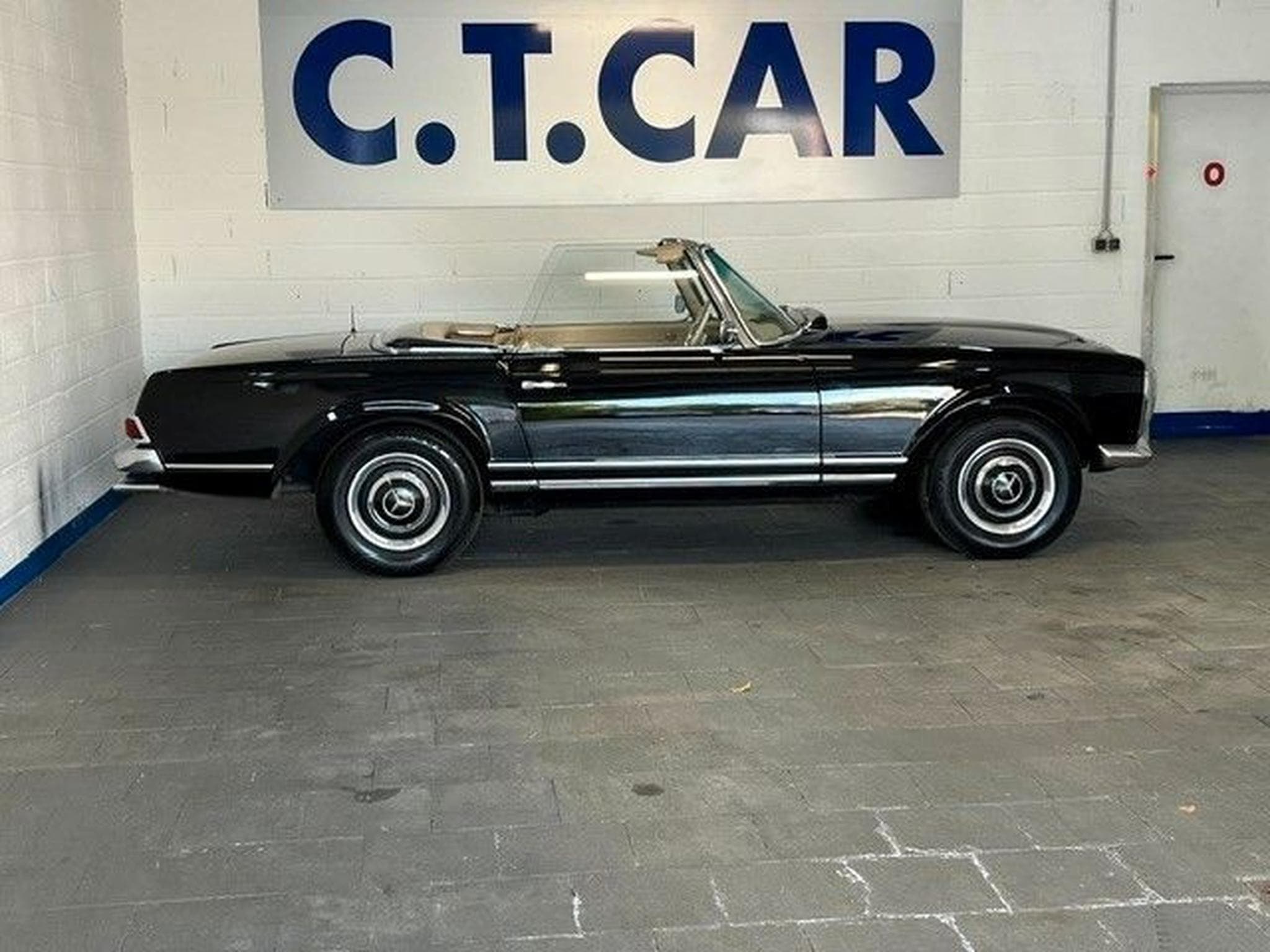 Mercedes SL 230 Pagode -TOPZUSTAND - FAHRZEUG ORGINAL - 2H-Europeen (1965) - Photo 2