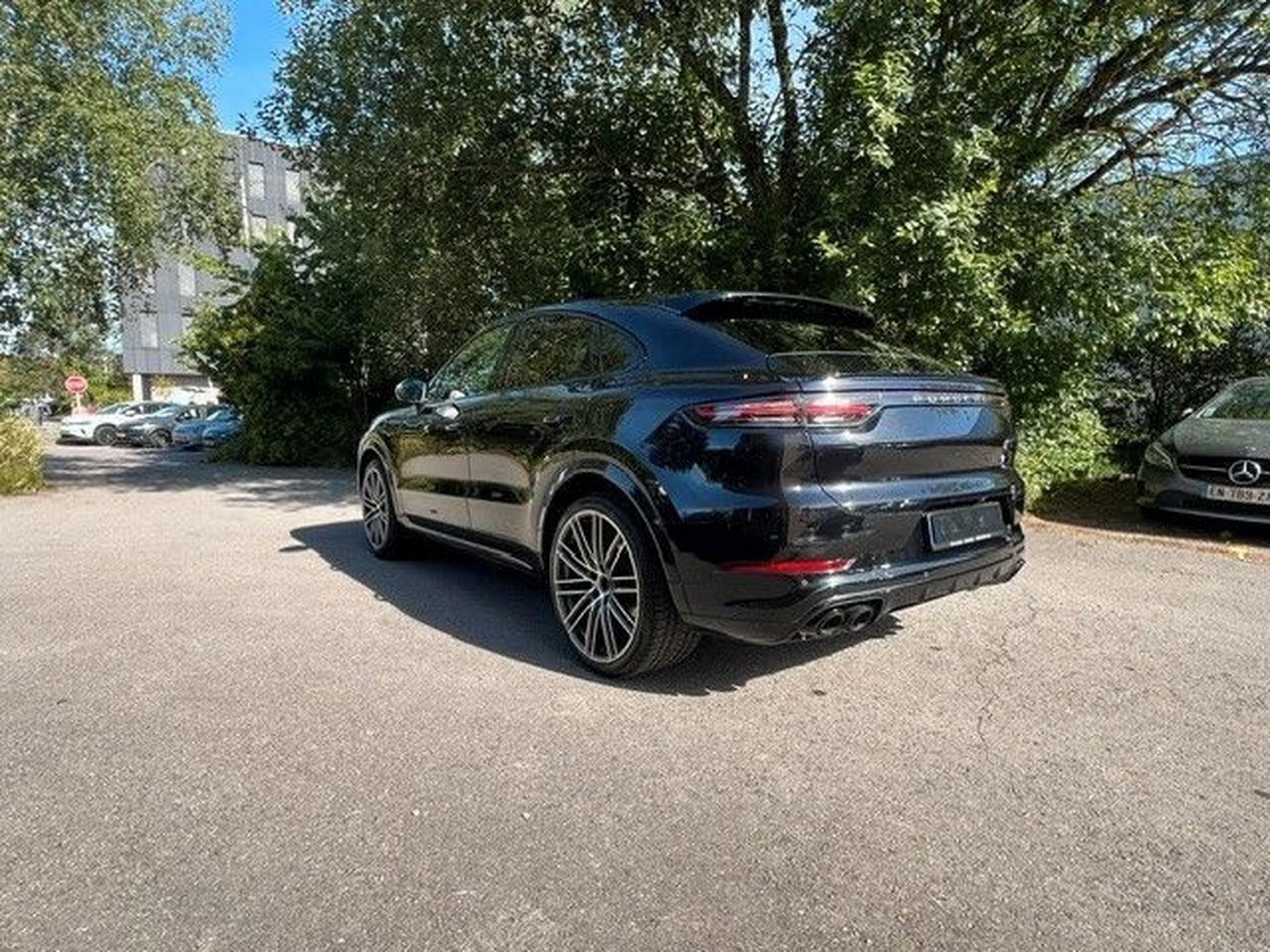 Porsche Cayenne Coupe S /VOLL /panorama /AHK (2020) - Photo 13
