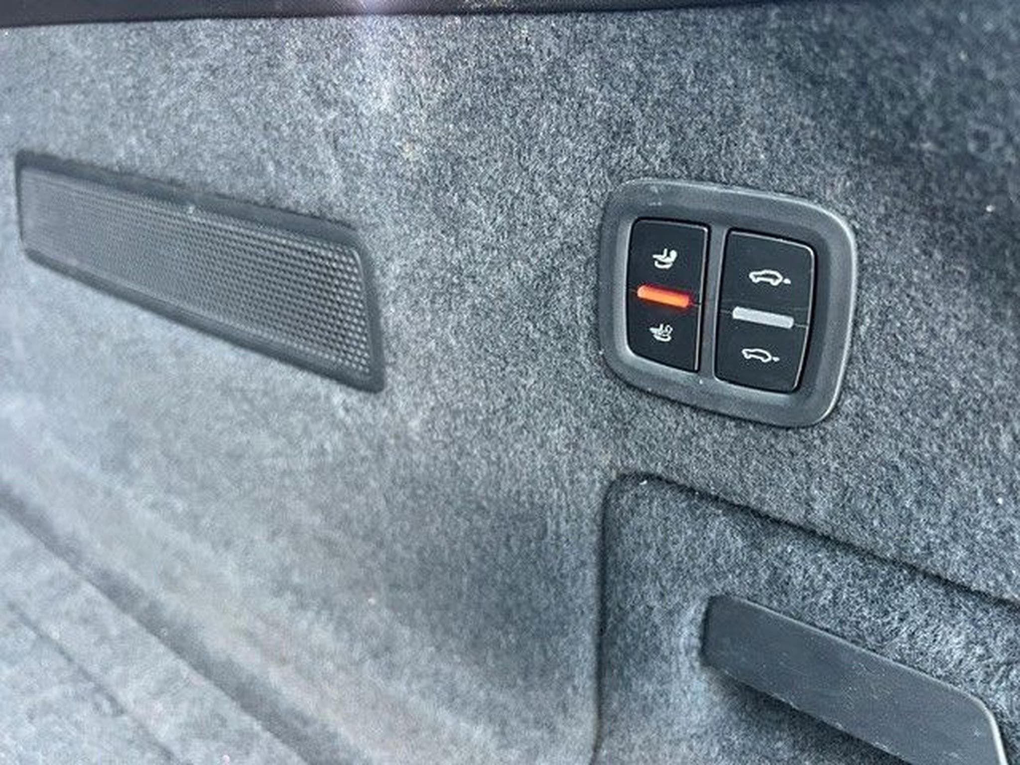 Porsche Cayenne Coupe S /VOLL /panorama /AHK (2020) - Photo 24