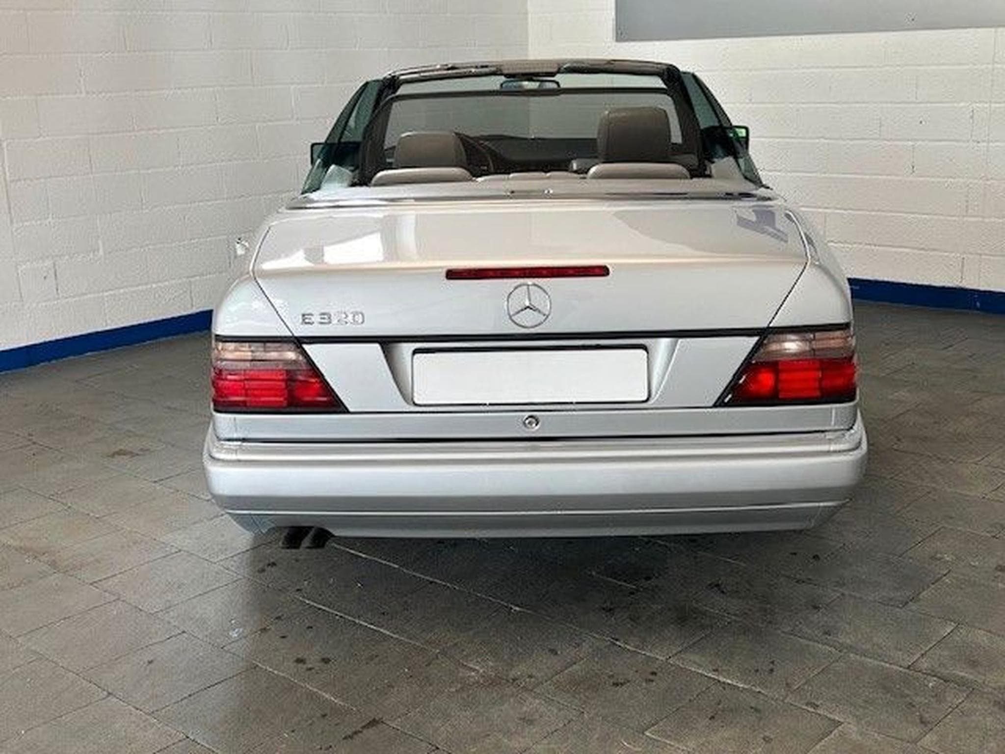 Mercedes E 320 AMG Line -  W124 (1995) - Photo 4
