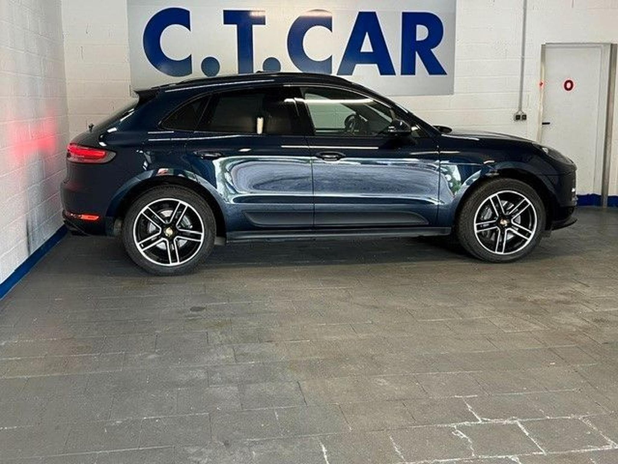 Porsche Macan S - panorama - AHK - VOLL (2020) - Photo 2