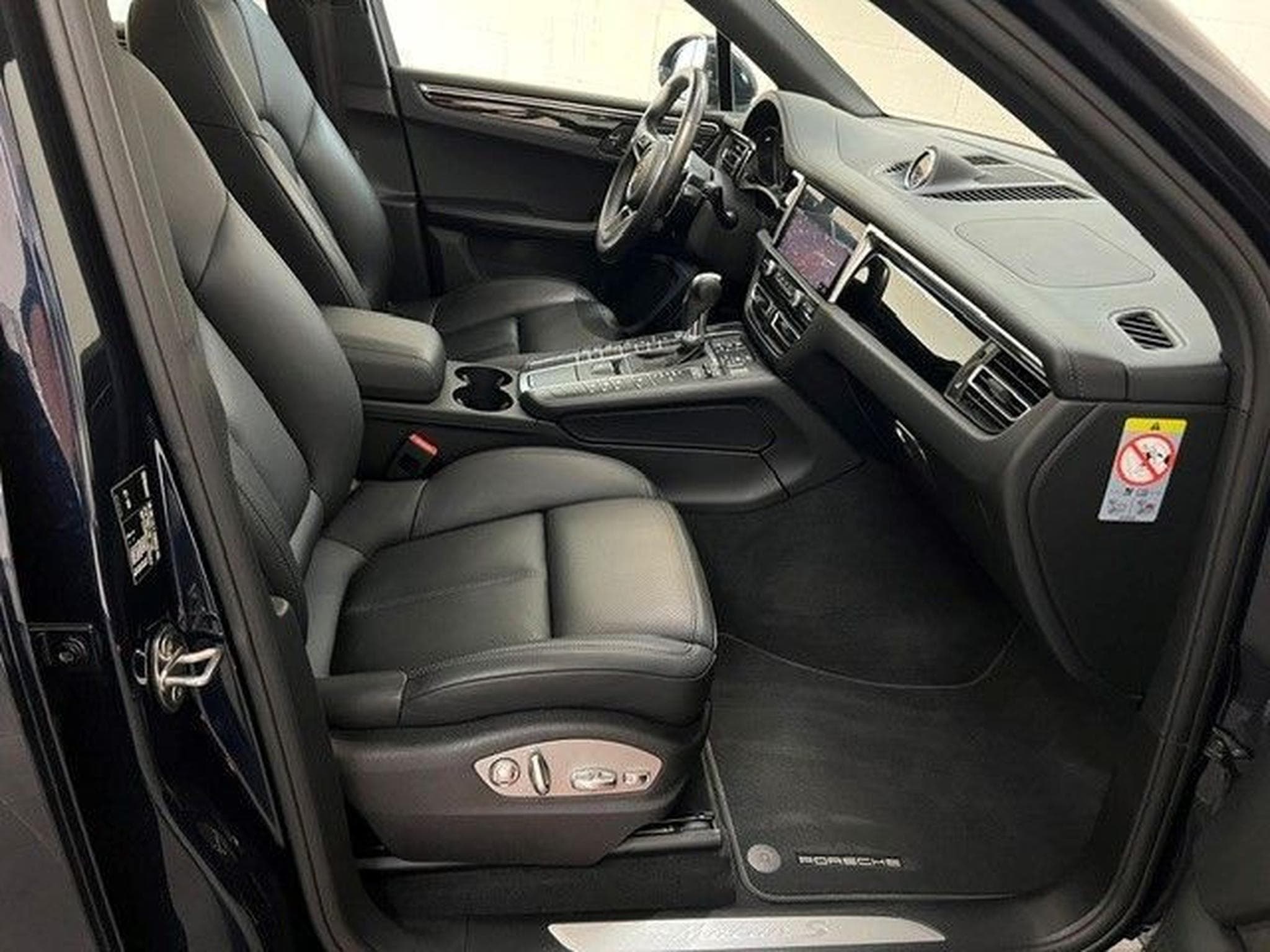 Porsche Macan S - panorama - AHK - VOLL (2020) - Photo 6