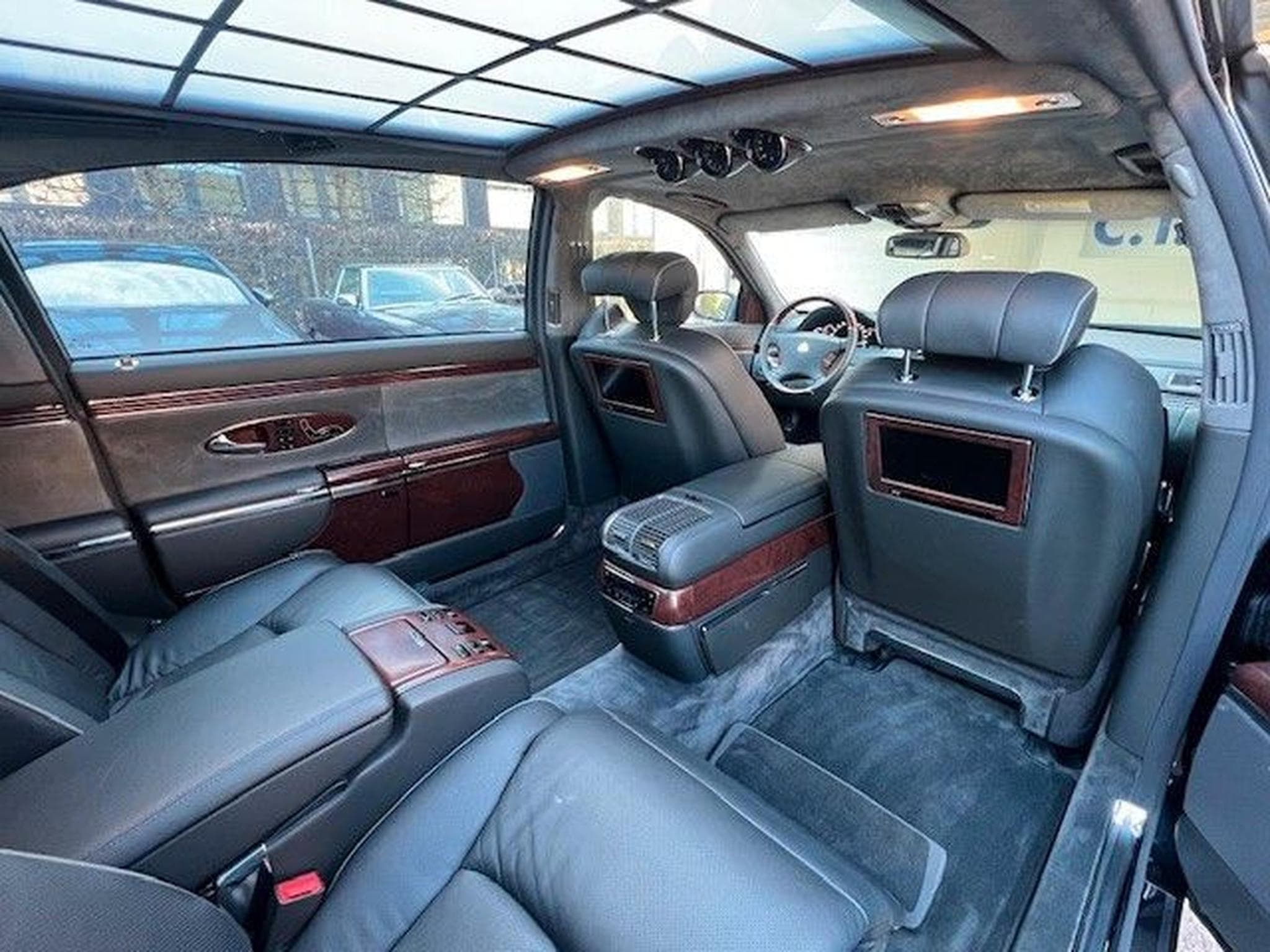 Maybach 62 - 23000km - 1H - Magic Sky -Perfect Condition (2007) - Photo 8