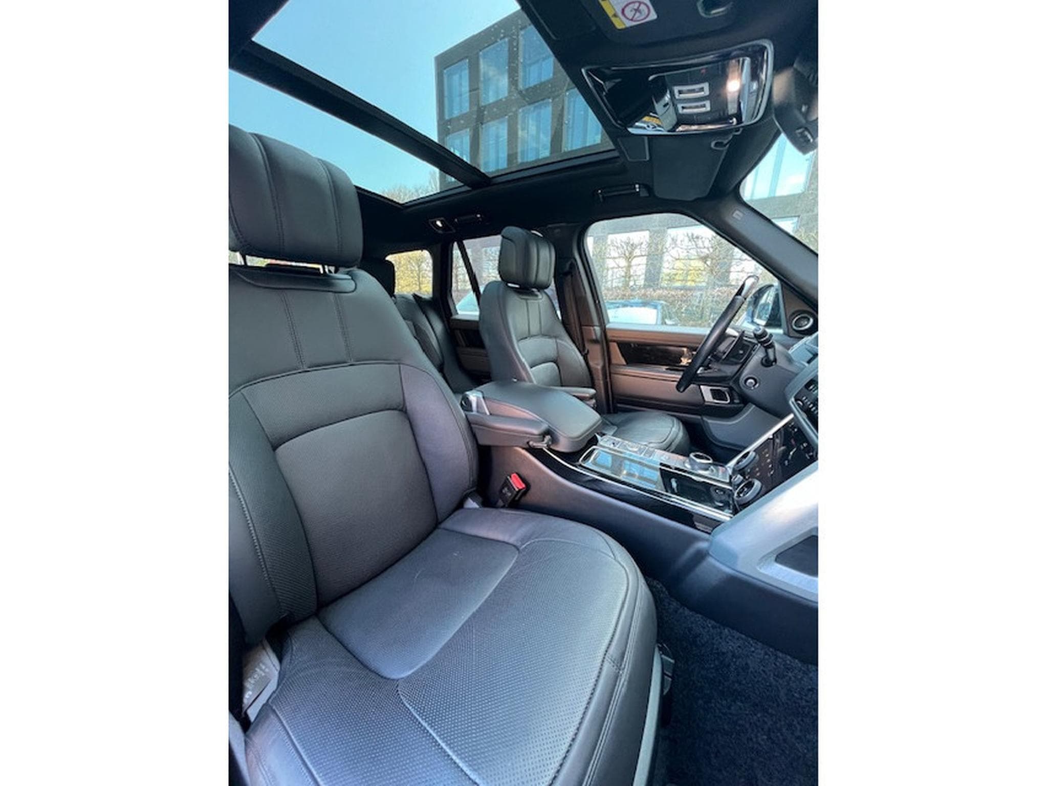 Land-Rover Range Rover 3.0 D350 Vogue - VOLL (2020) - Photo 25