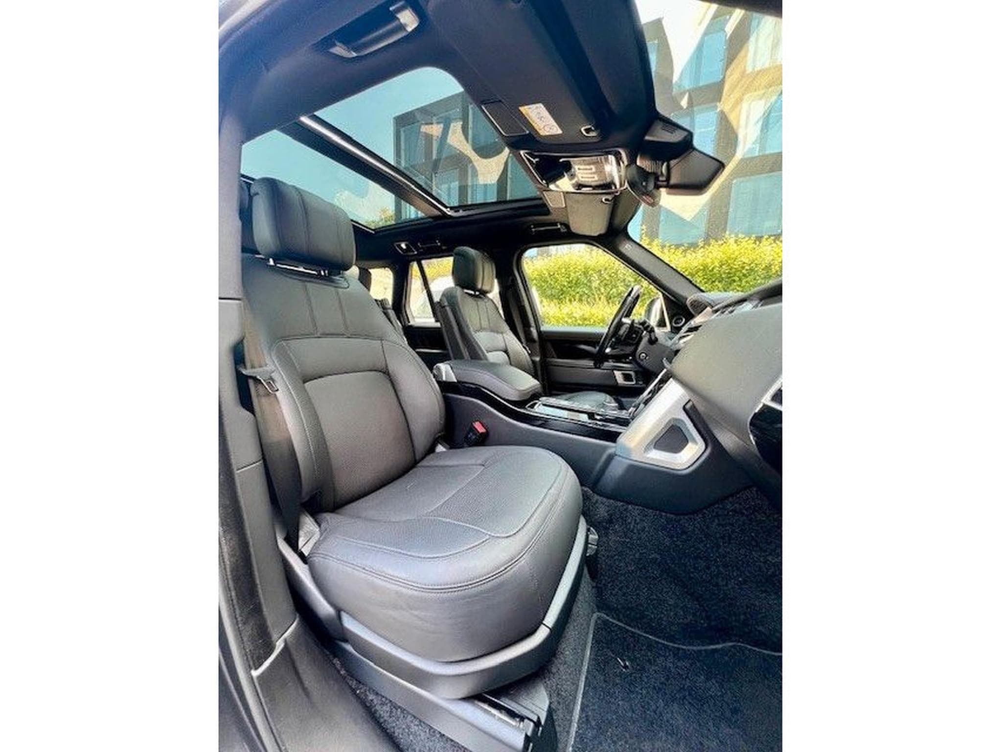 Land-Rover Range Rover 3.0 D350 Vogue - VOLL (2020) - Photo 9