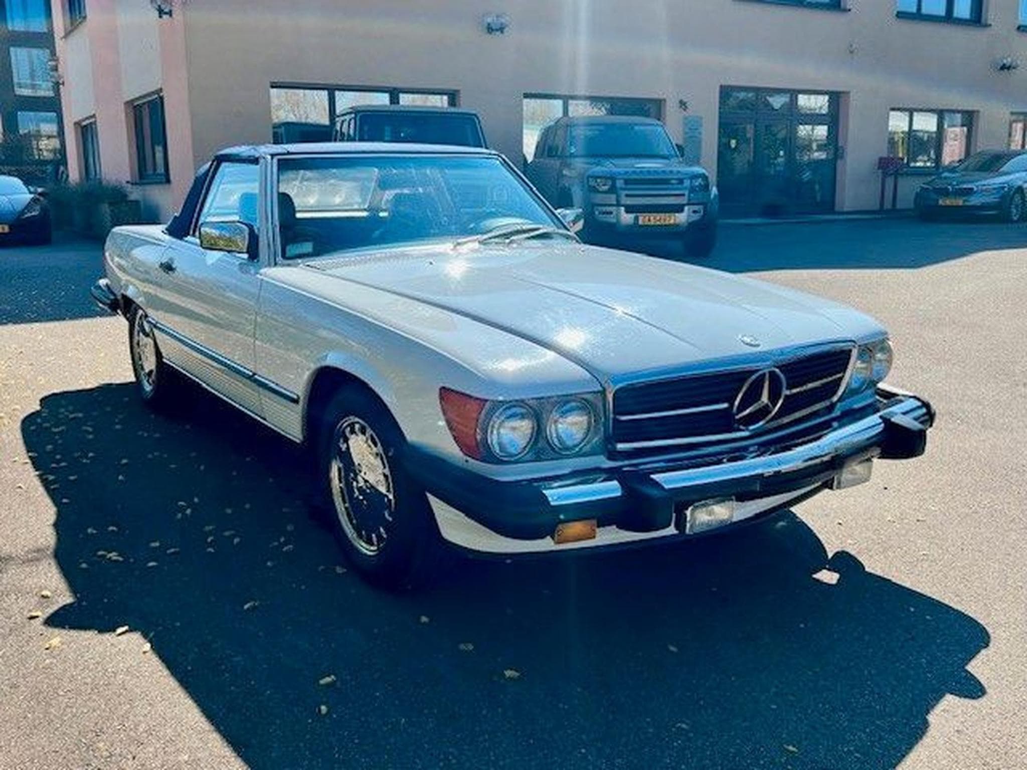 Mercedes SL 560 R107- top Zustand - 2 HAND (1988) - Photo 10