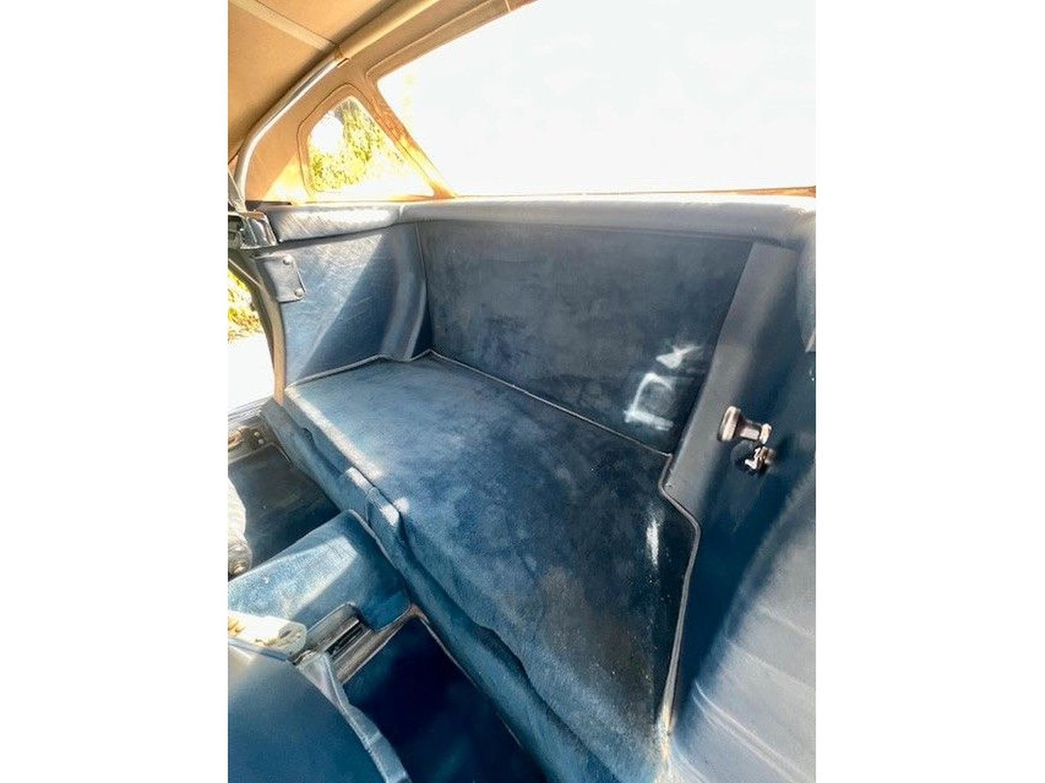 Mercedes SL 560 R107- top Zustand - 2 HAND (1988) - Photo 17