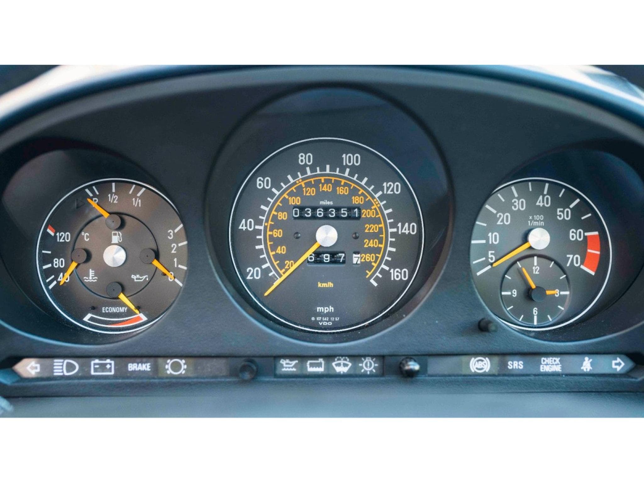 Mercedes SL 560 Auto. (1989) - Photo 19