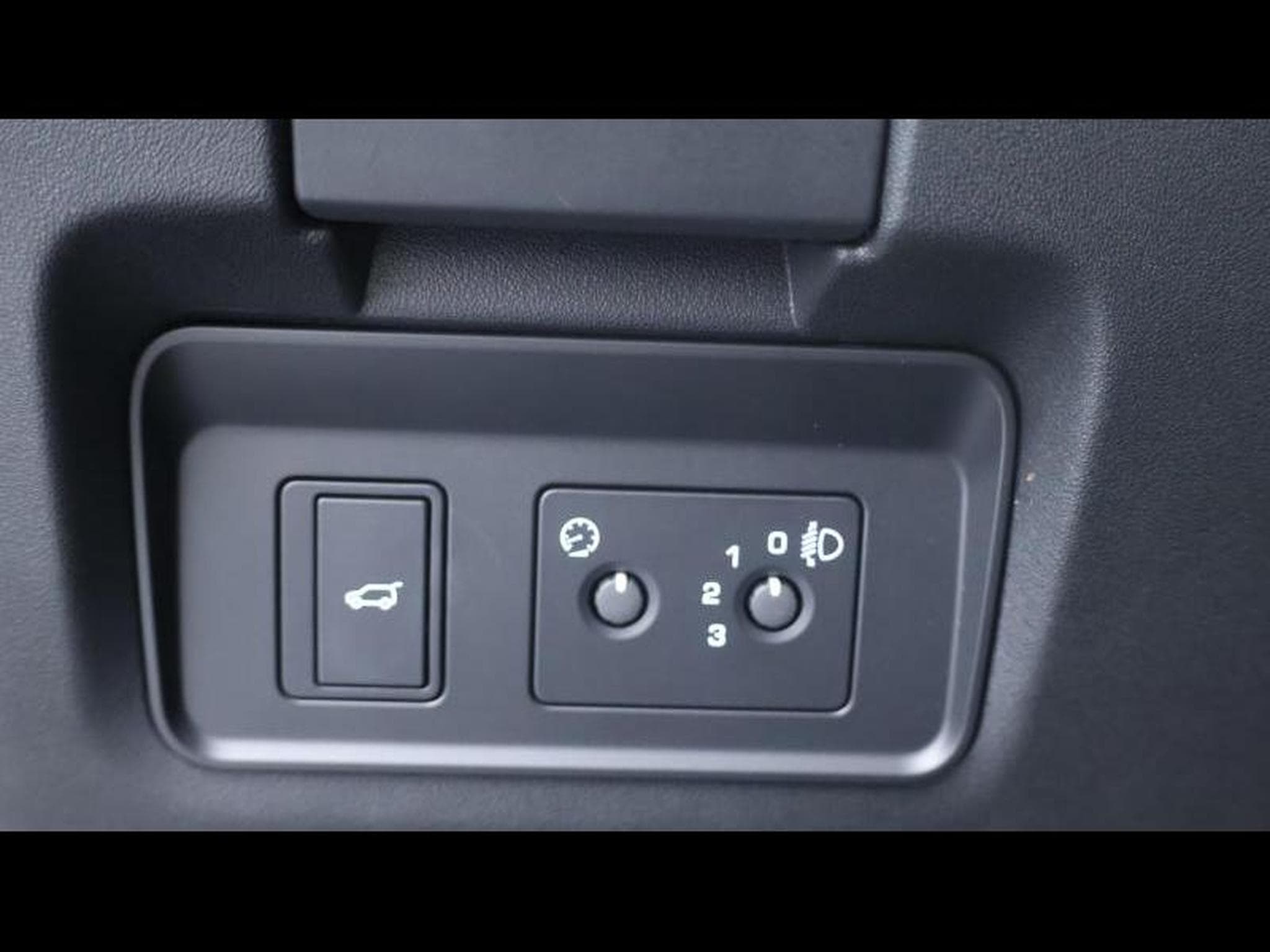 Land-Rover Range Rover Evoque D165 S AWD Auto (2024) - Photo 24