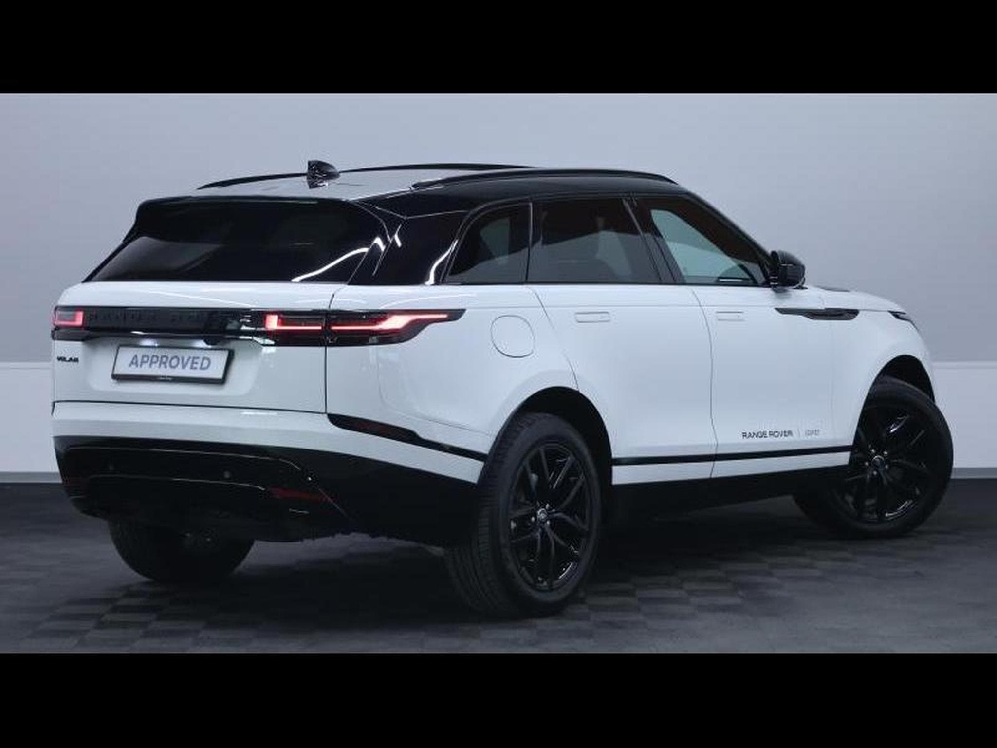 Land-Rover Range Rover Velar D200 Dynamic SE (2025) - Photo 5