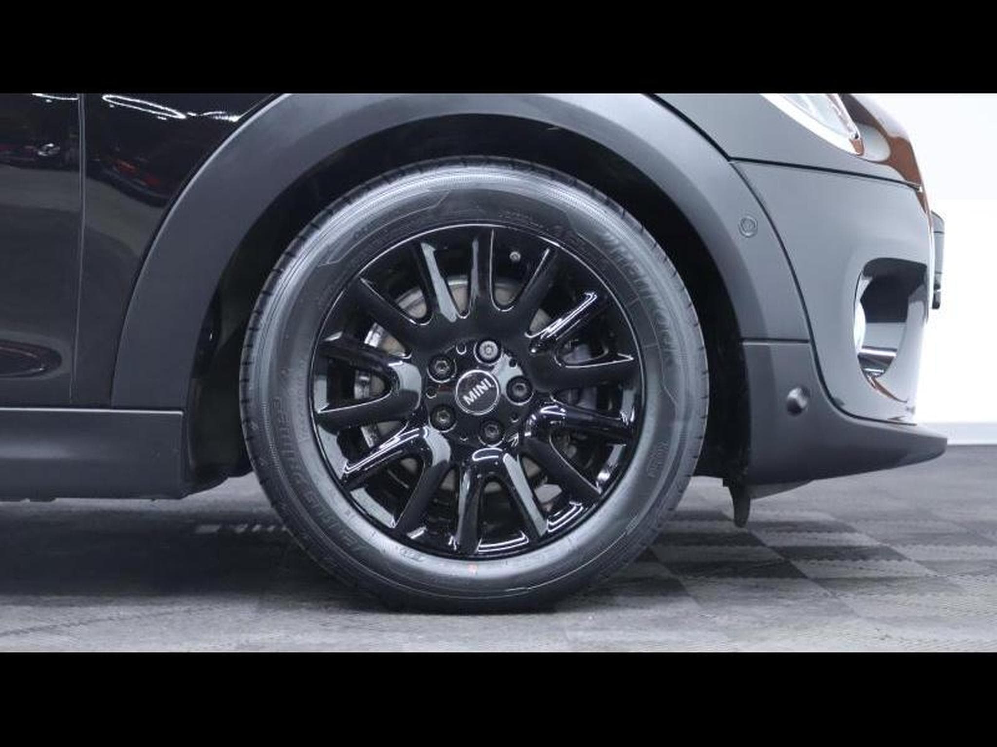 MINI Cooper 1.5 136 hatch 3 portes (2020) - Photo 10