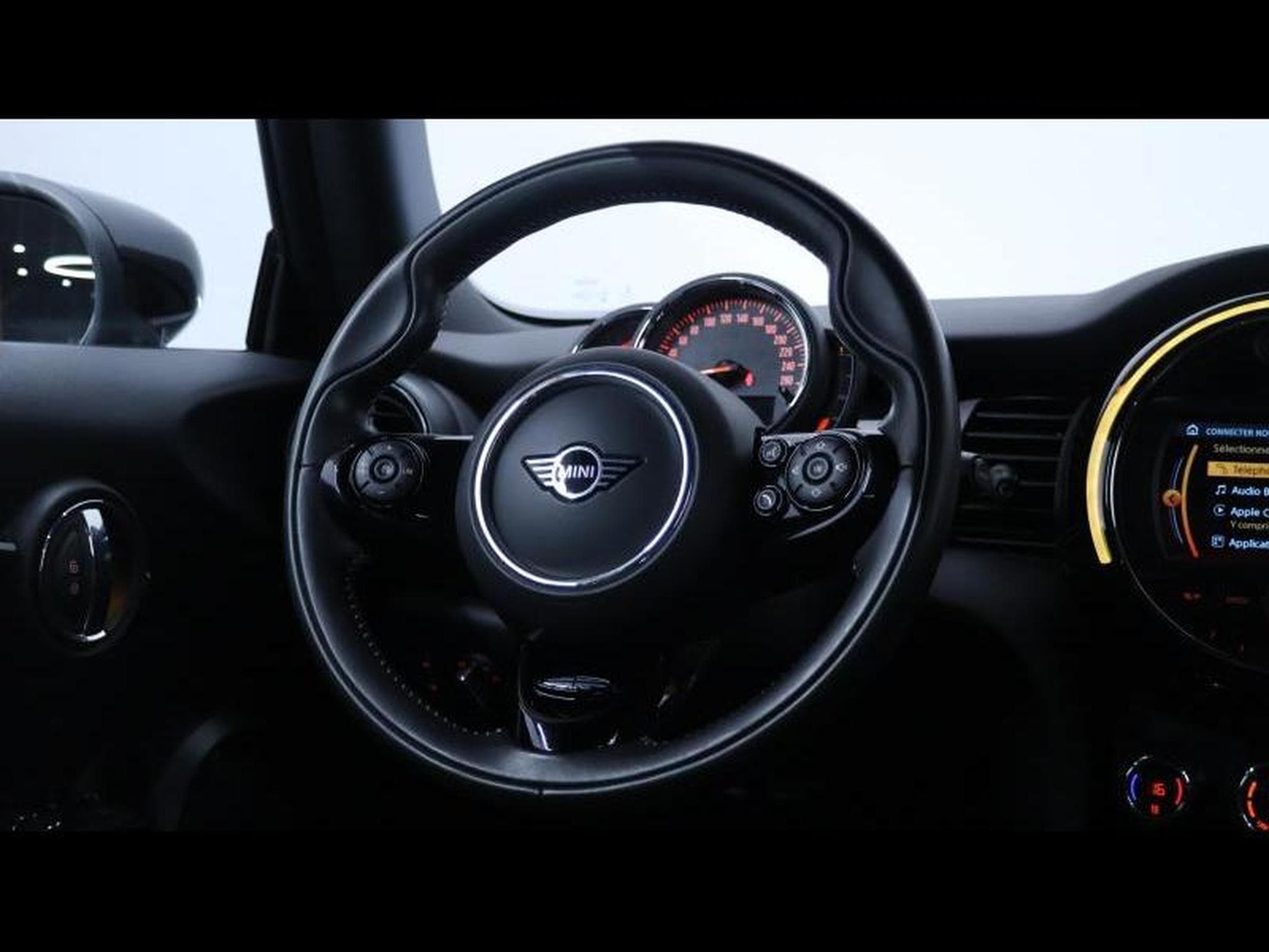 MINI Cooper 1.5 136 hatch 3 portes (2020) - Photo 16