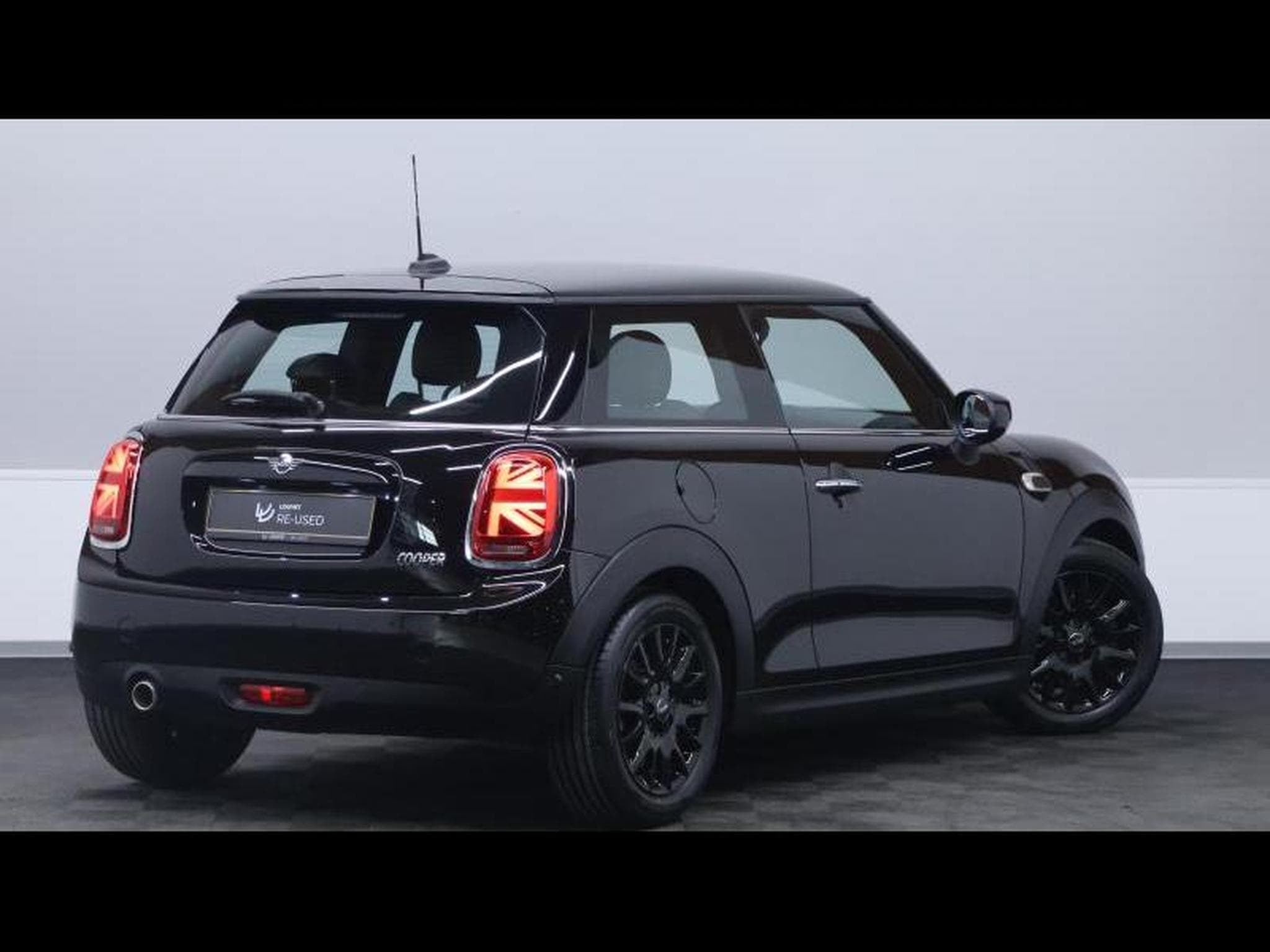 MINI Cooper 1.5 136 hatch 3 portes (2020) - Photo 5