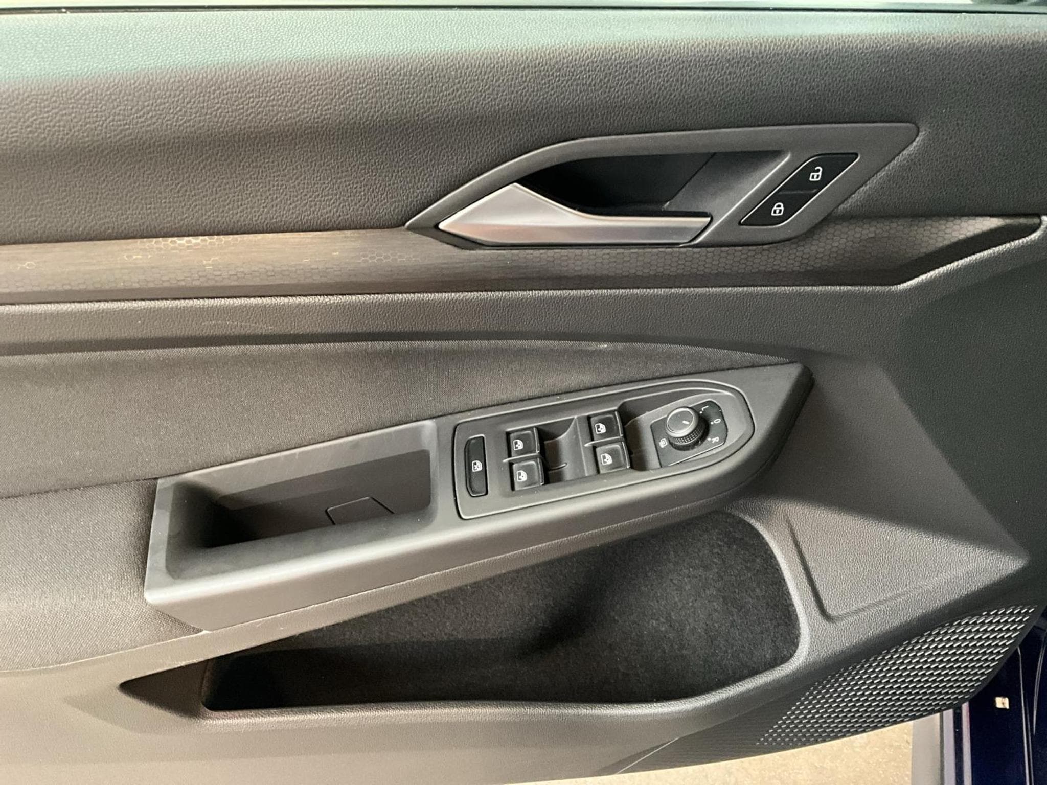 VW Golf GTI+BVM+Pano+Soundsystem+LM18+Navi (2021) - Photo 14