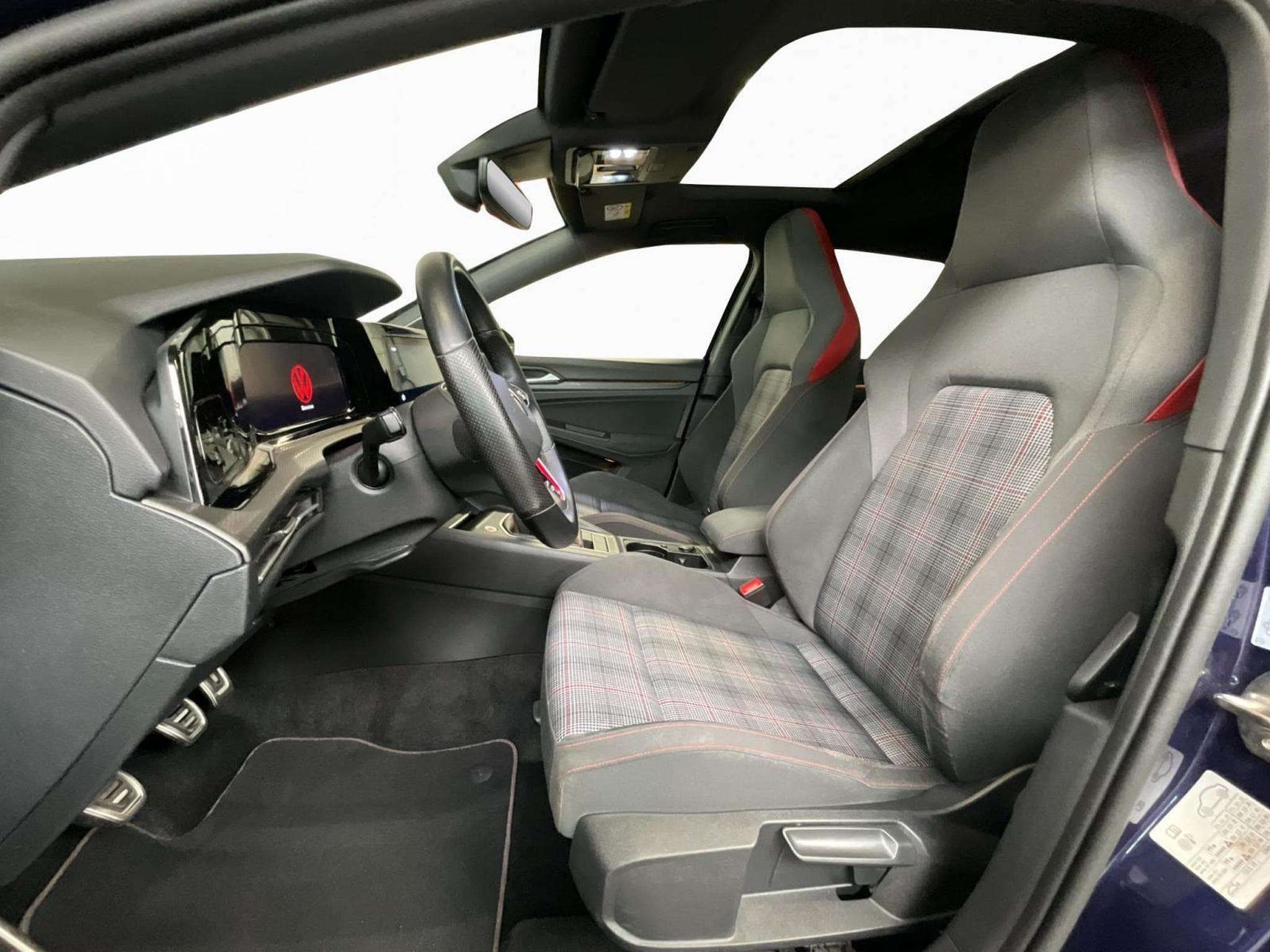 VW Golf GTI+BVM+Pano+Soundsystem+LM18+Navi (2021) - Photo 9