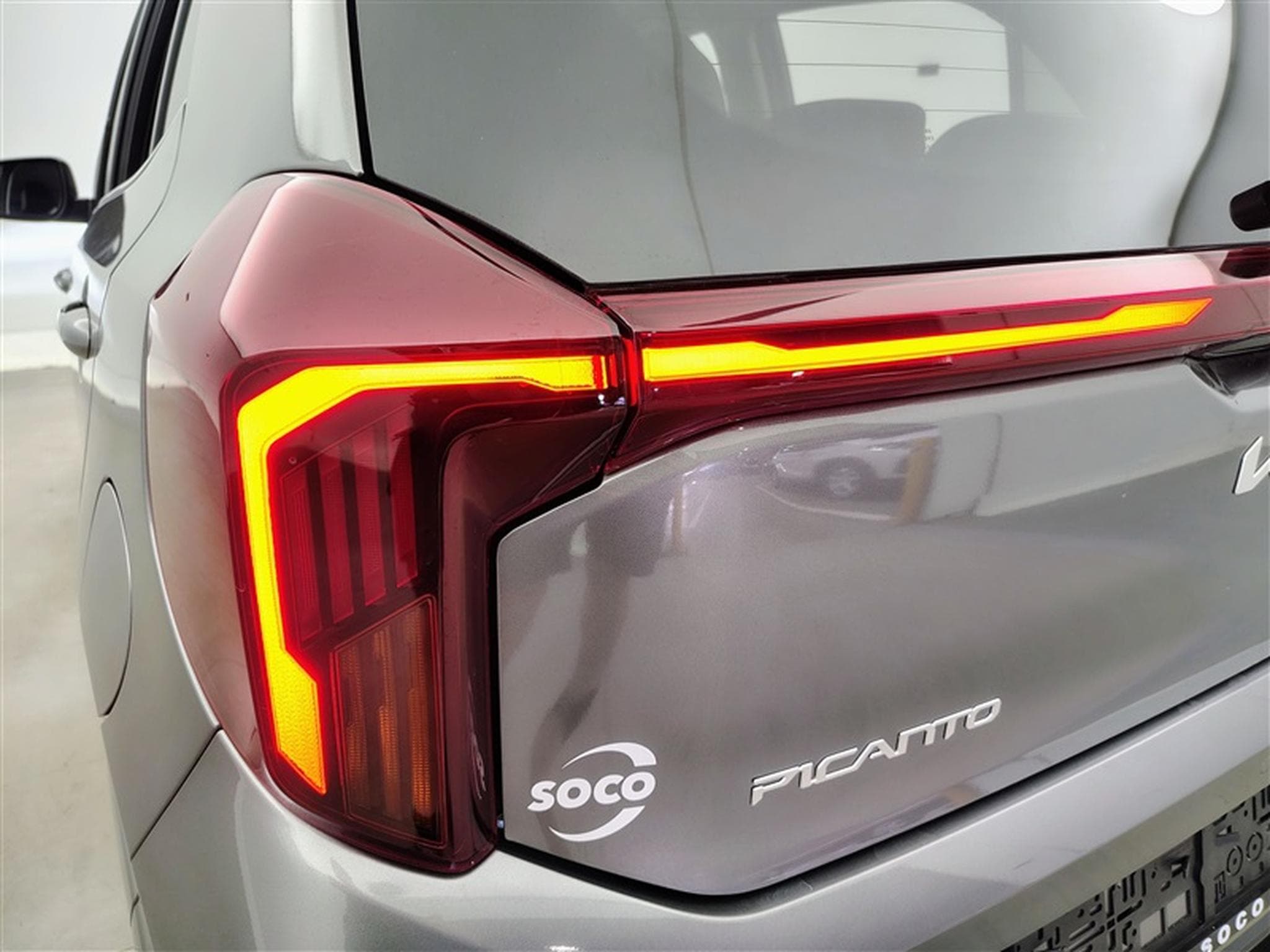 Kia Picanto 1.0i 12V GT Line NAVI / FULL LED / CUIR / CAMERA / JA (2026) - Photo 16