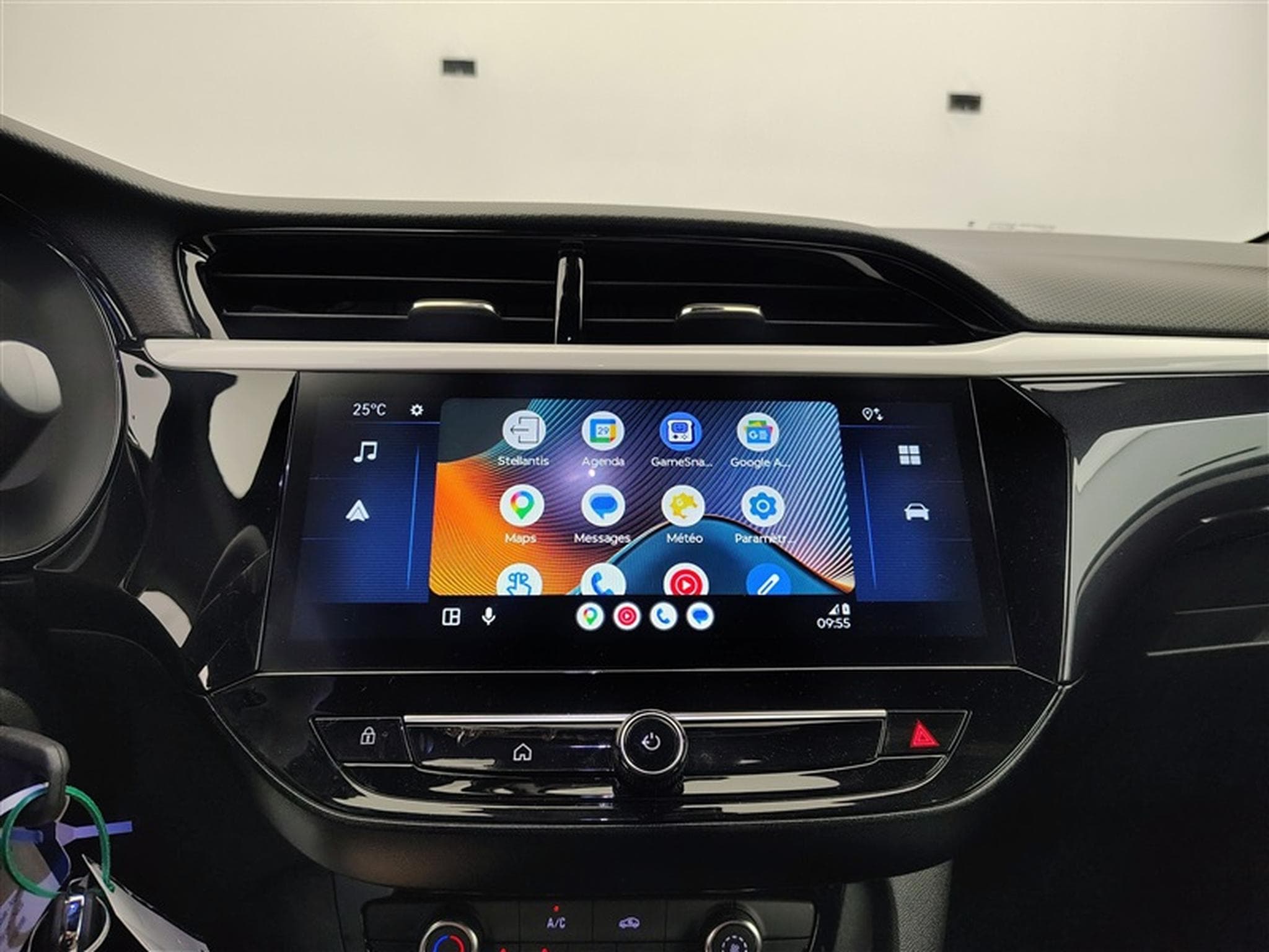 Opel Corsa 1.2 Turbo 100Cv GS CARPLAY / CAMERA / FULL LED / ALU (2025) - Photo 20