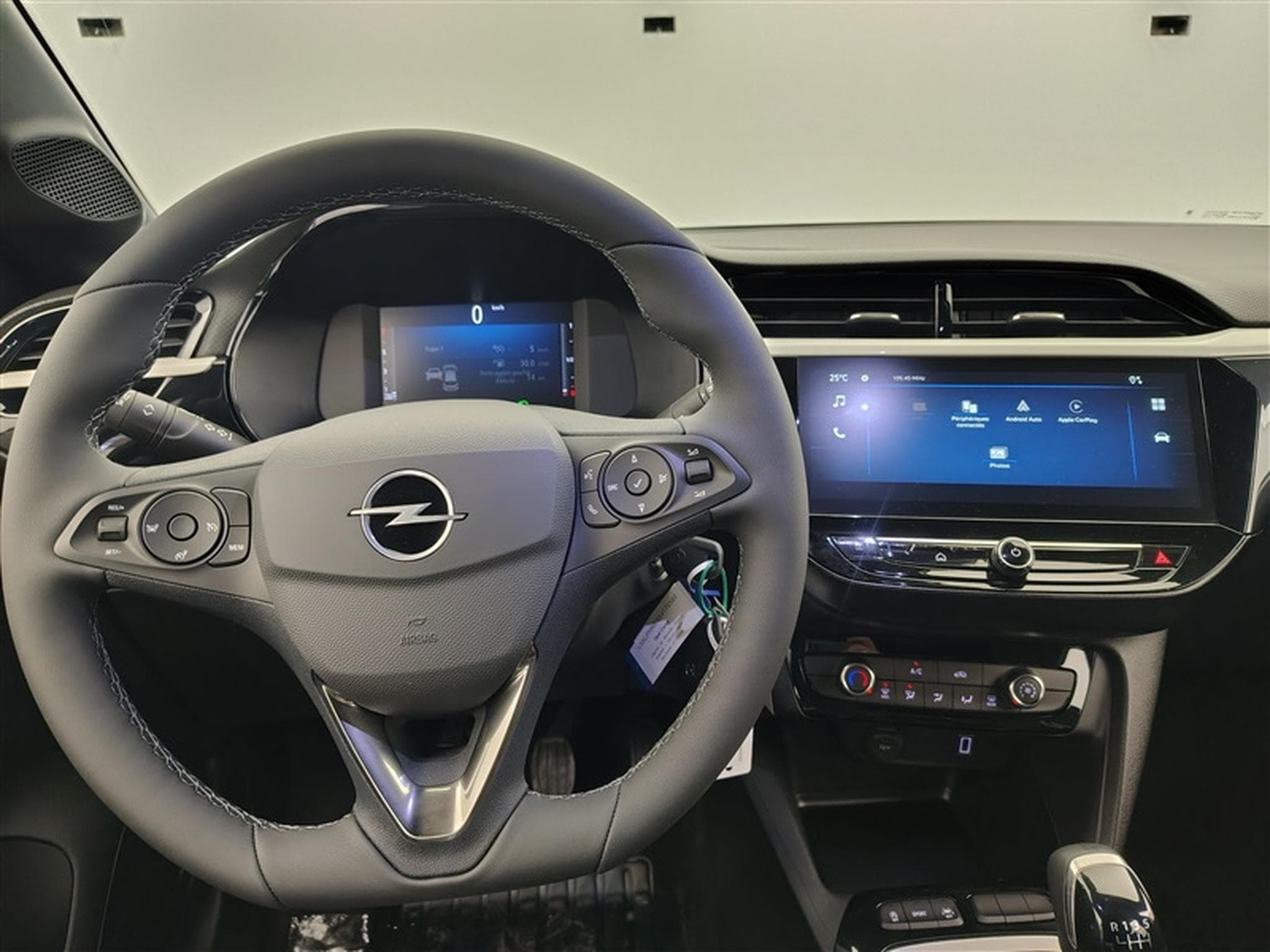 Opel Corsa 1.2 Turbo 100Cv GS CARPLAY / CAMERA / FULL LED / ALU (2025) - Photo 9