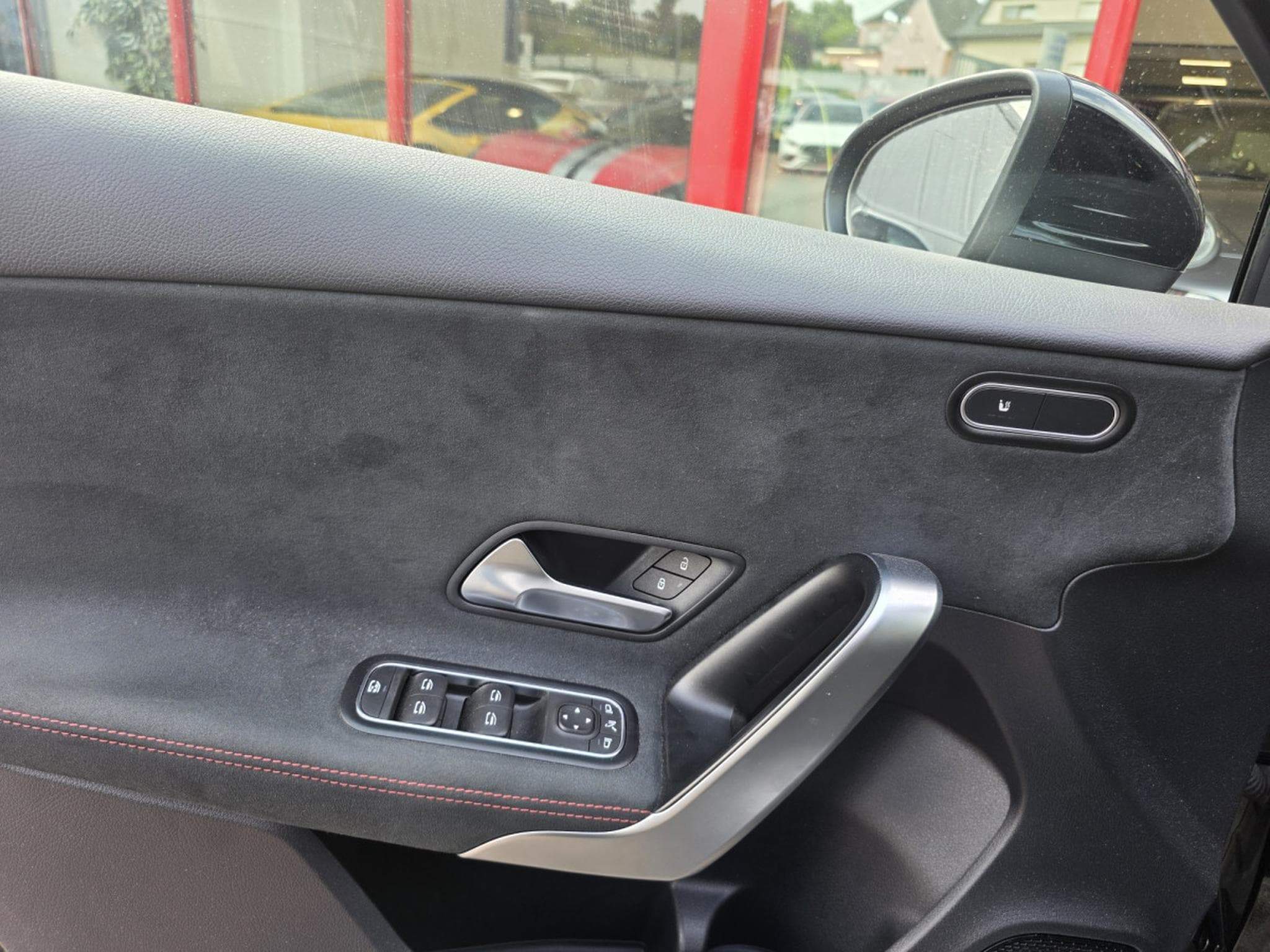 Mercedes A 200 A 200 AMG 163 cv Auto  Navi Led (2023) - Foto 10