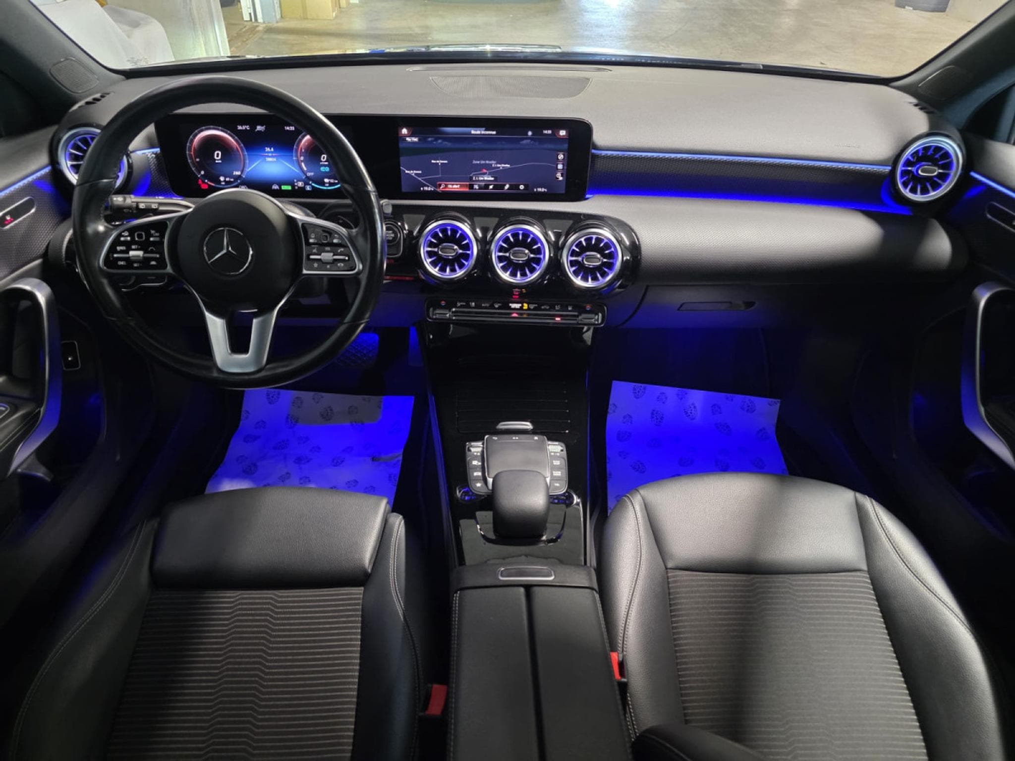 Mercedes A 250 e Plug in PROGRESSIVE LINE PANO CUIR NAVI 1 HAND (2022) - Foto 11