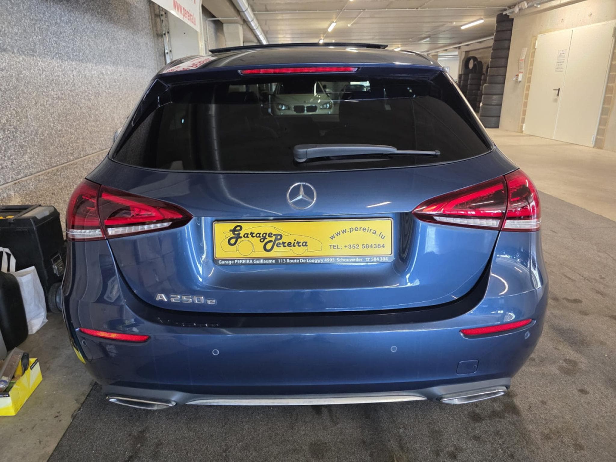 Mercedes A 250 e Plug in PROGRESSIVE LINE PANO CUIR NAVI 1 HAND (2022) - Foto 15