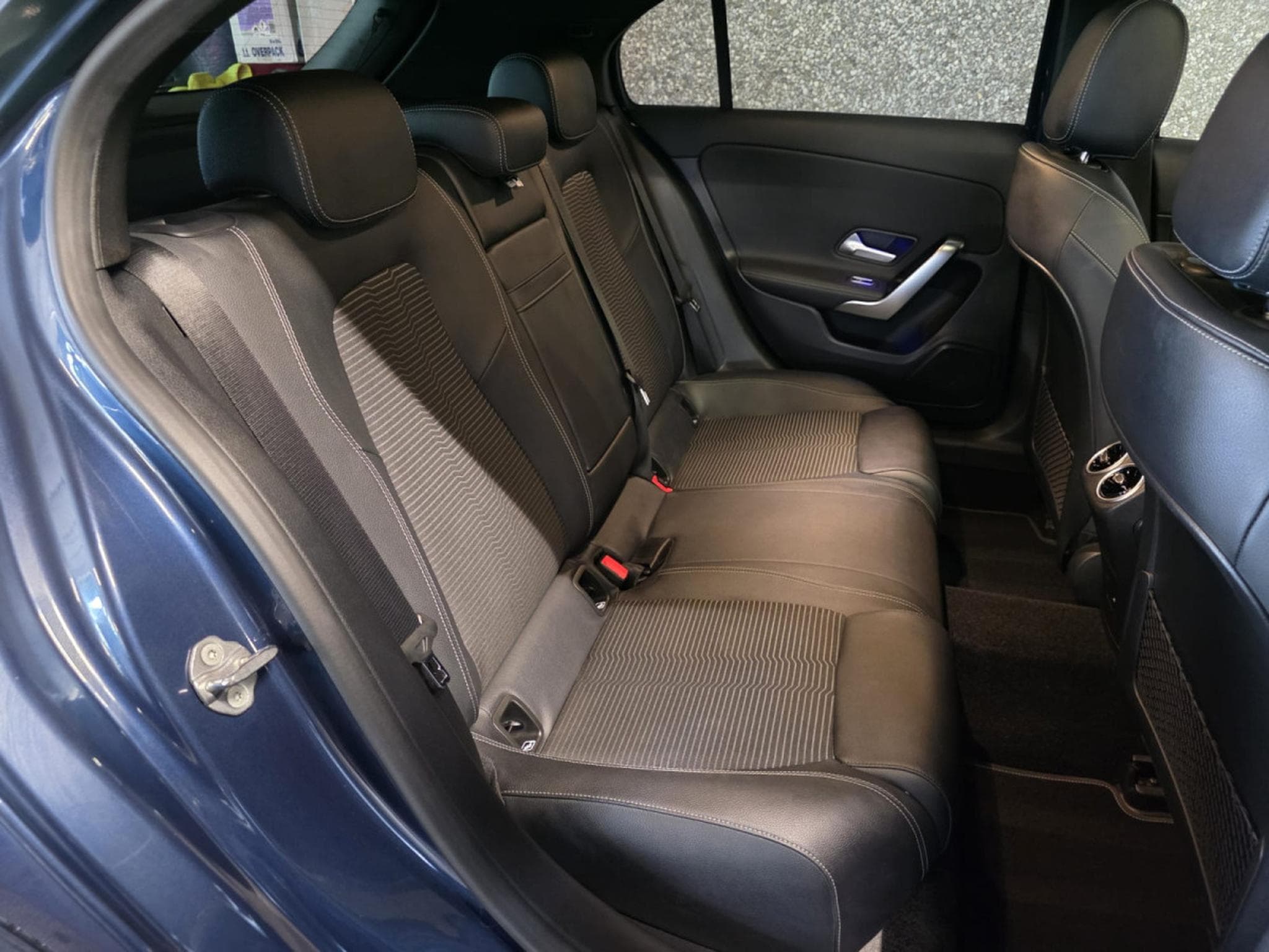 Mercedes A 250 e Plug in PROGRESSIVE LINE PANO CUIR NAVI 1 HAND (2022) - Foto 19