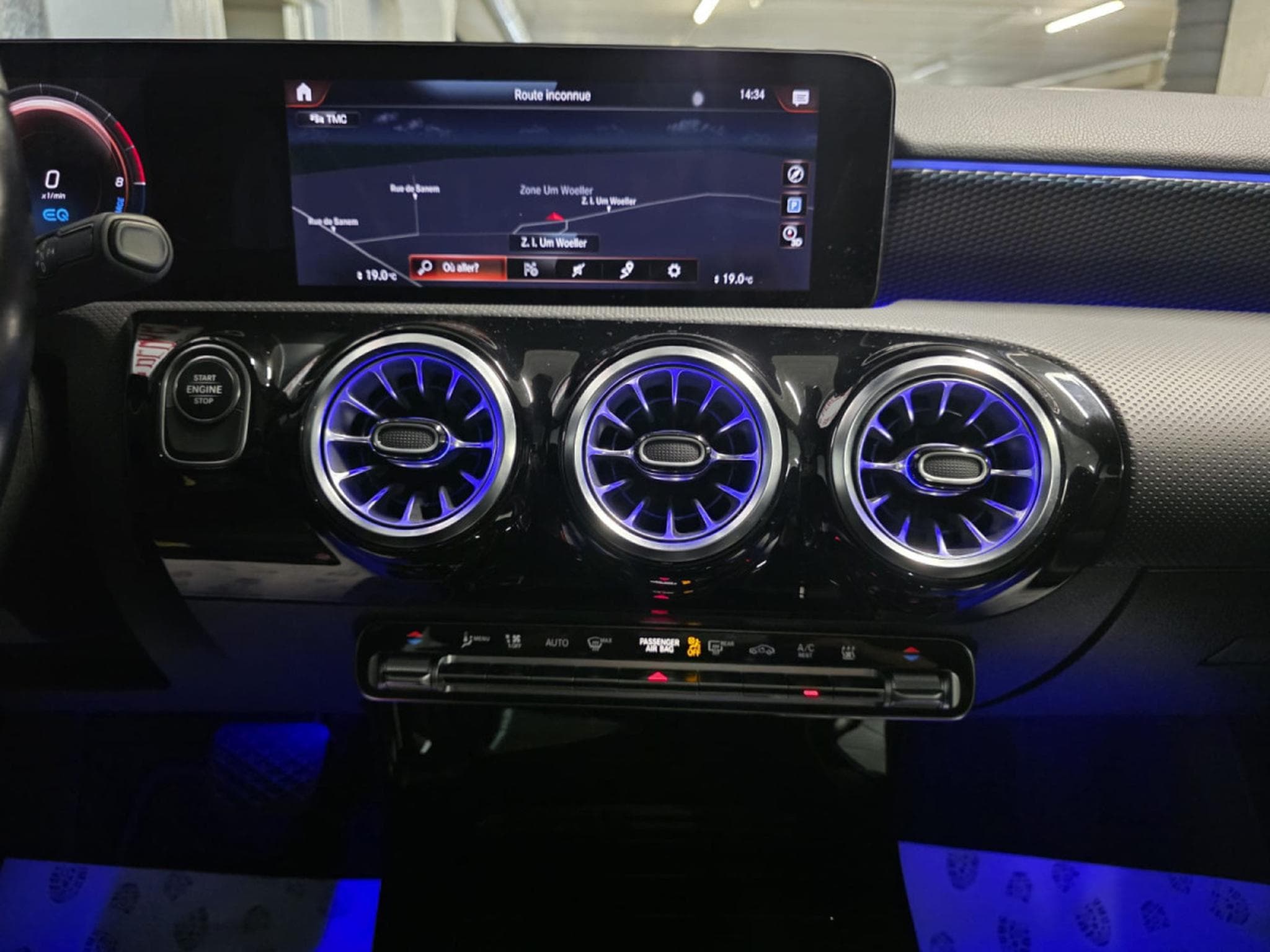 Mercedes A 250 e Plug in PROGRESSIVE LINE PANO CUIR NAVI 1 HAND (2022) - Foto 22