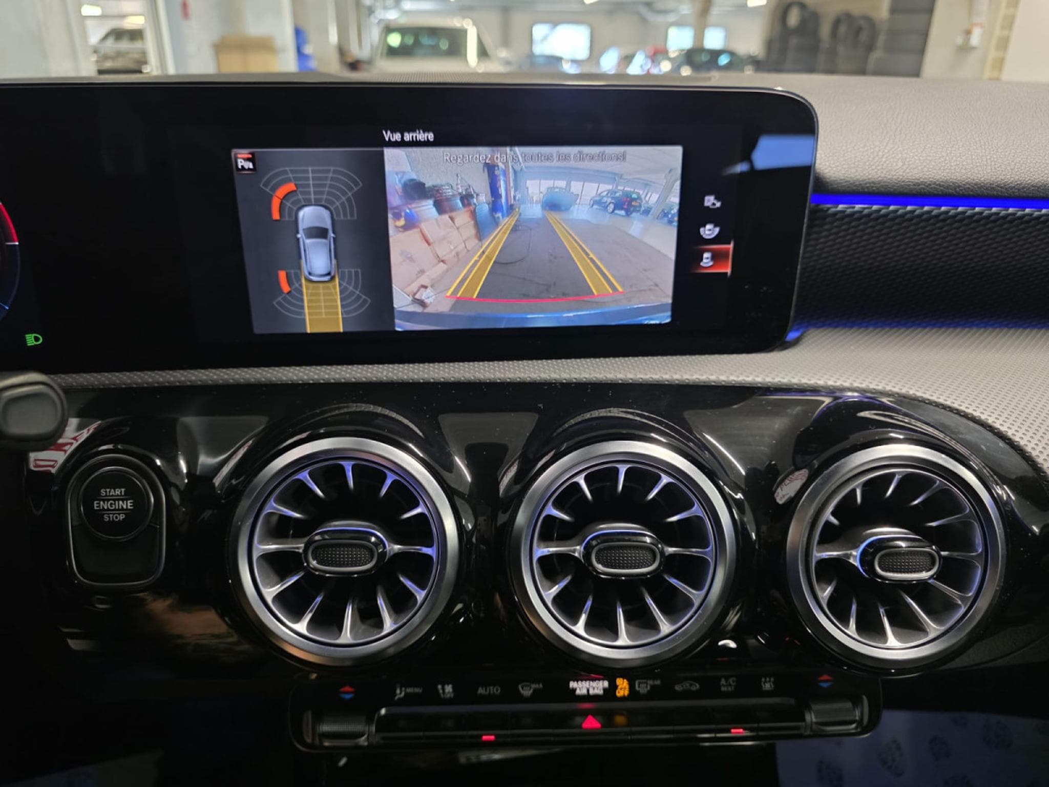Mercedes A 250 e Plug in PROGRESSIVE LINE PANO CUIR NAVI 1 HAND (2022) - Foto 7