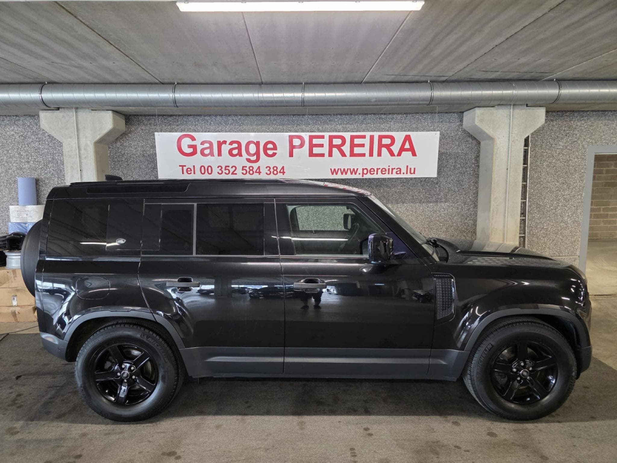 Land-Rover Defender 110 D200 S 7 SITZE CUIR NAVI (2020) - Foto 2