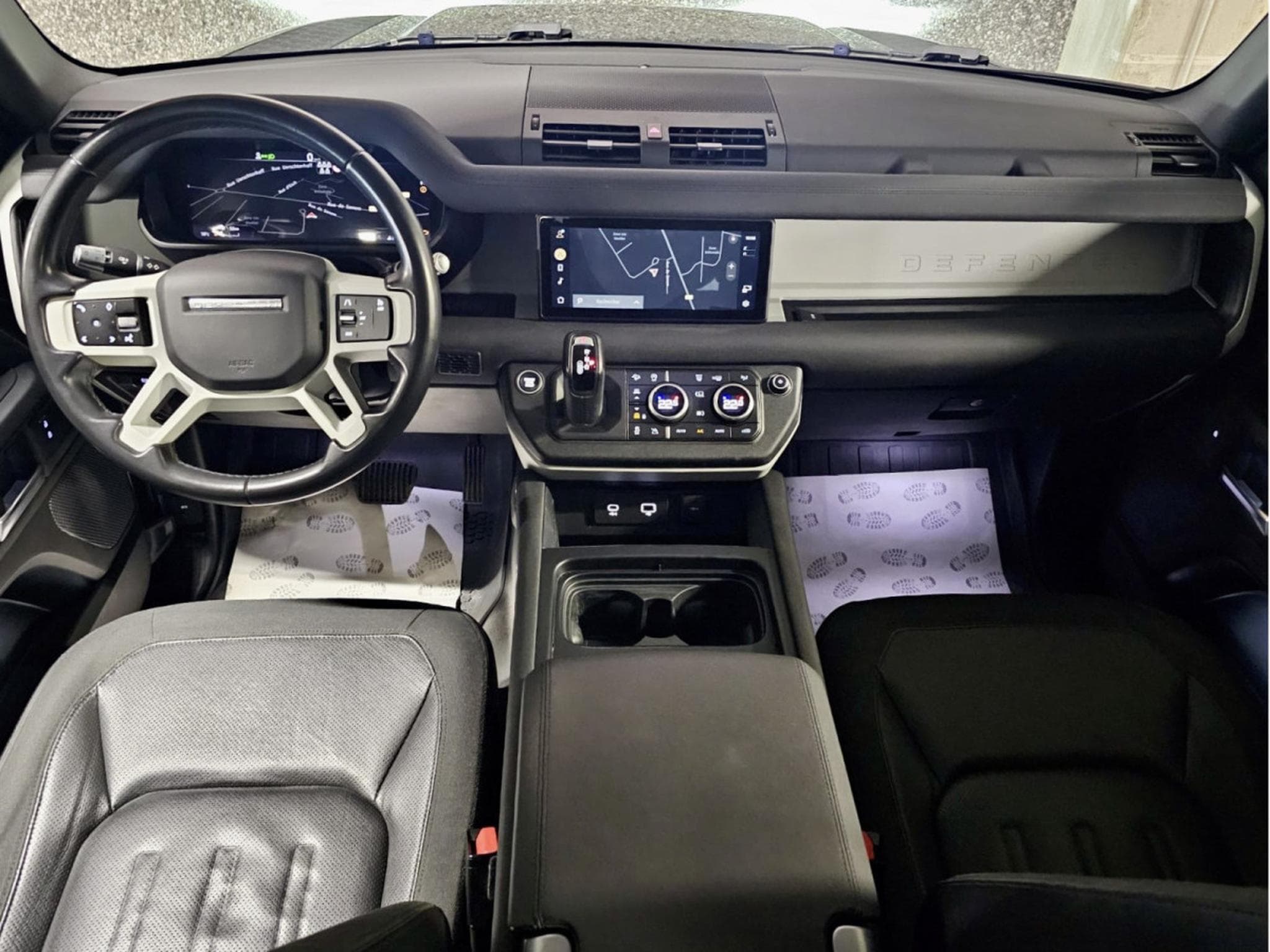Land-Rover Defender 110 D200 S 7 SITZE CUIR NAVI (2020) - Foto 7