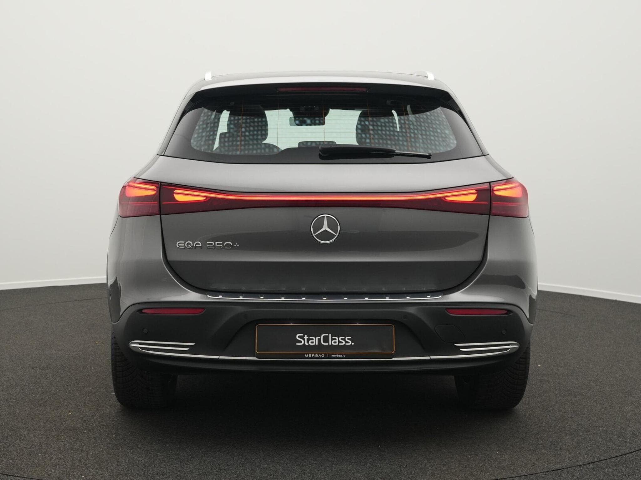 Mercedes EQA + Pano+LED+EasyPack+Kamera (2025) - Photo 4