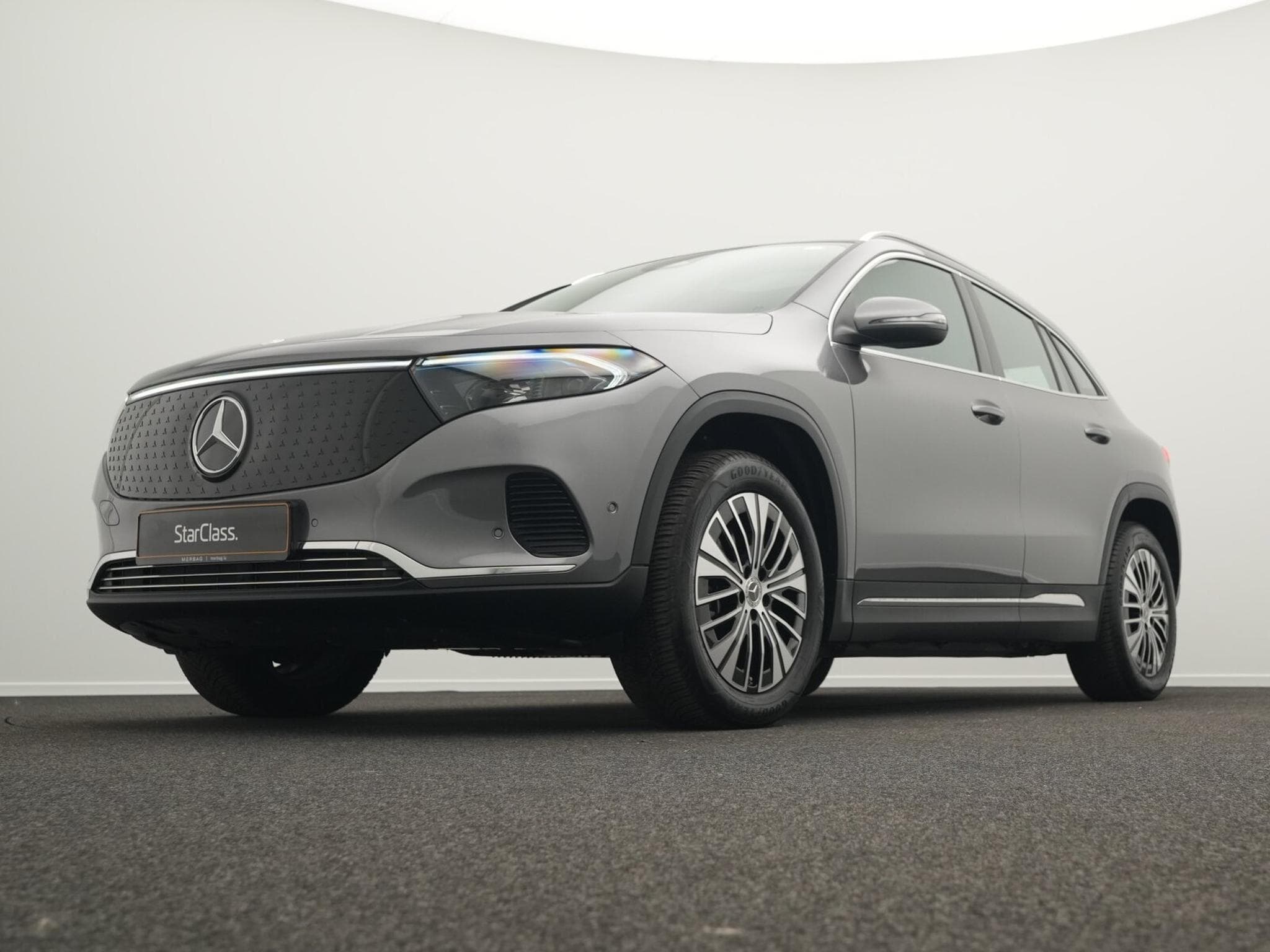 Mercedes EQA + Pano+LED+EasyPack+Kamera (2025) - Photo 8