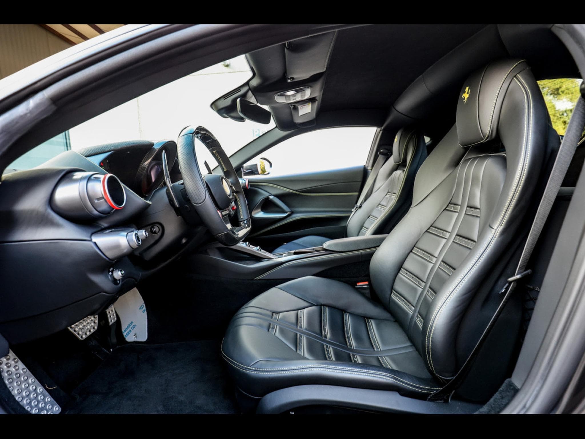 Ferrari 812 Superfast 6.5 V12 - GRIGIO SILVERSTONE 740 – FERRARI WARRANT (2020) - Foto 13