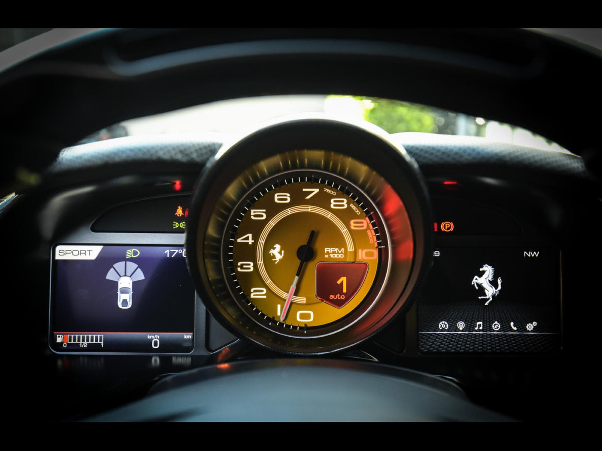 Ferrari 812 Superfast 6.5 V12 - GRIGIO SILVERSTONE 740 – FERRARI WARRANT (2020) - Foto 15