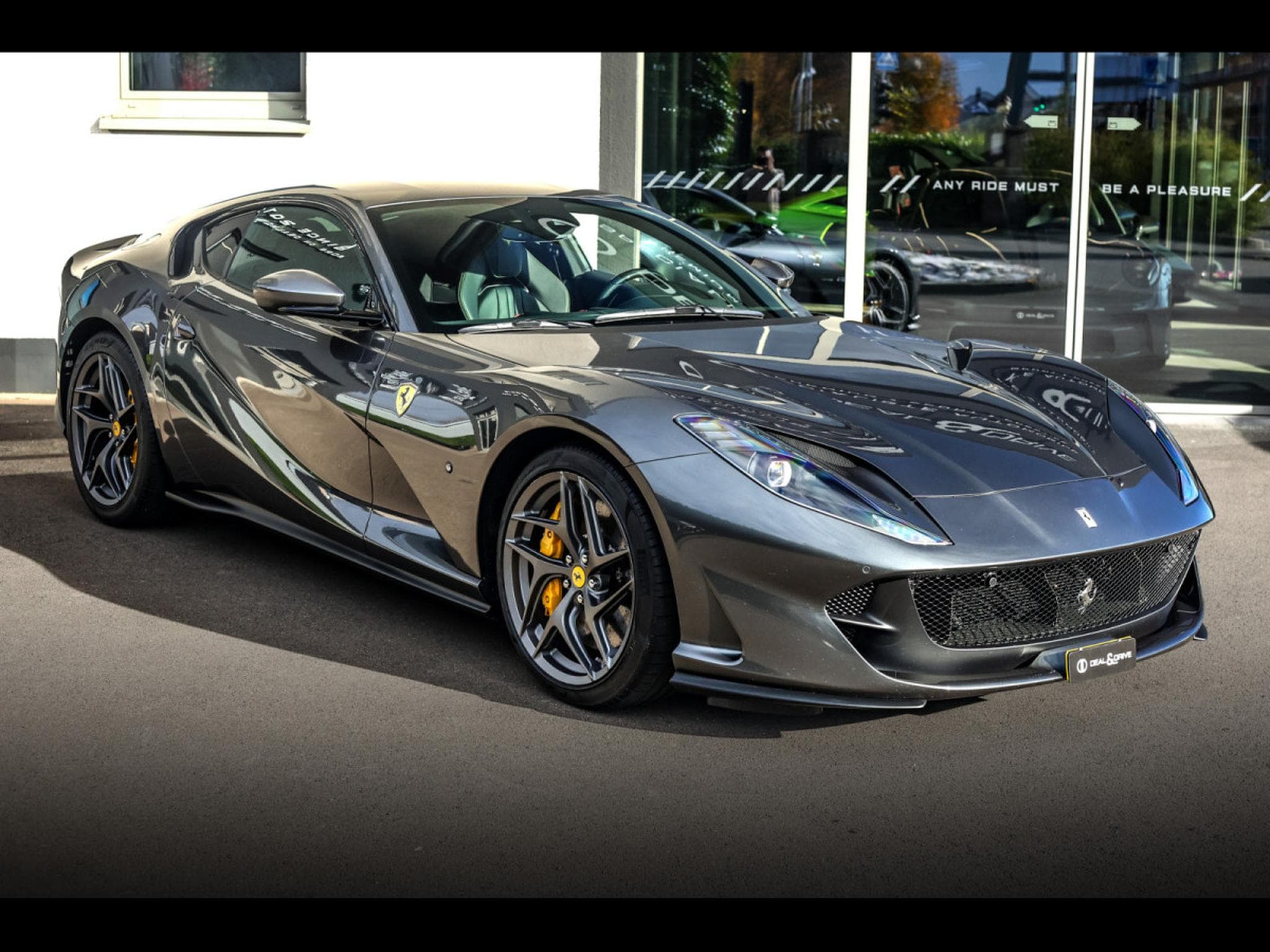 Ferrari 812 Superfast 6.5 V12 - GRIGIO SILVERSTONE 740 – FERRARI WARRANT (2020) - Foto 6