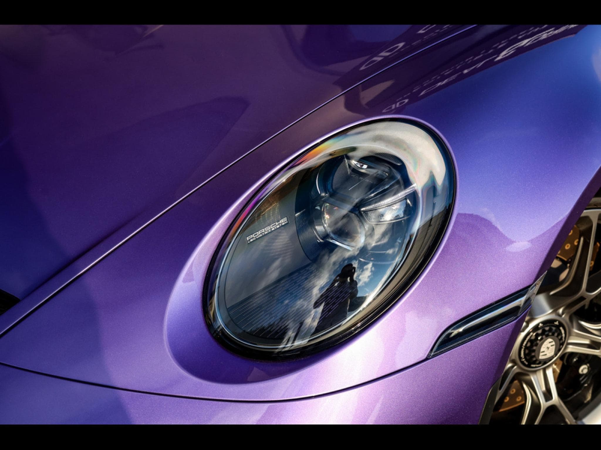 Porsche 911 (992.1) GT3 TOURING PDK – VIOLA PURPLE METALLIC PTS – PORSCH (2022) - Foto 14