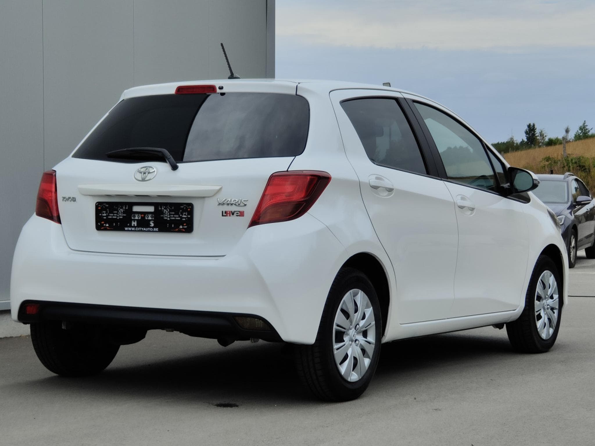 Toyota Yaris 1.3 VVT-I GPS BLUETOOTH CLIMATISATION (2016) - Photo 20