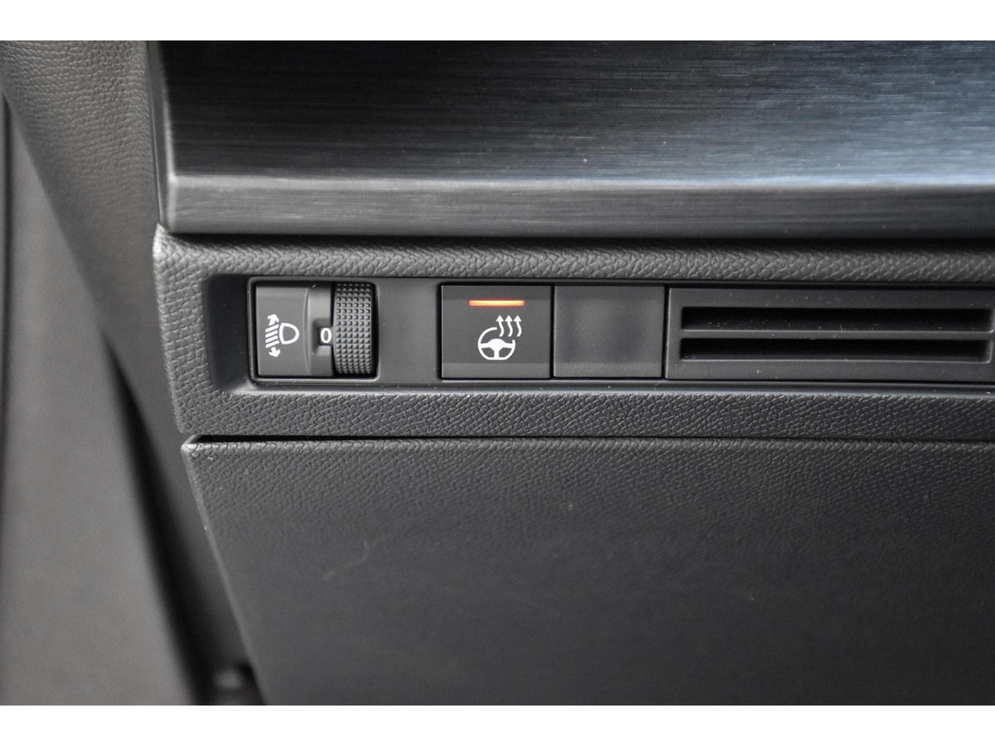 Citroën C5 X 1.2 PureTech PLUS EAT8 CUIR ACC HUD LANE NEUVE (2024) - Foto 23