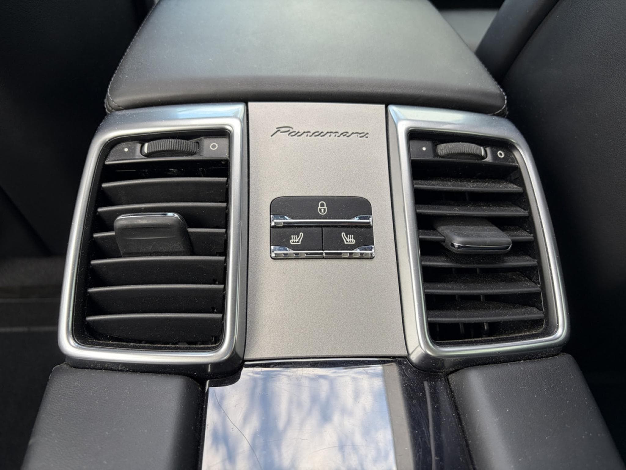 Porsche Panamera Panamera 4 S (2015) - Photo 10