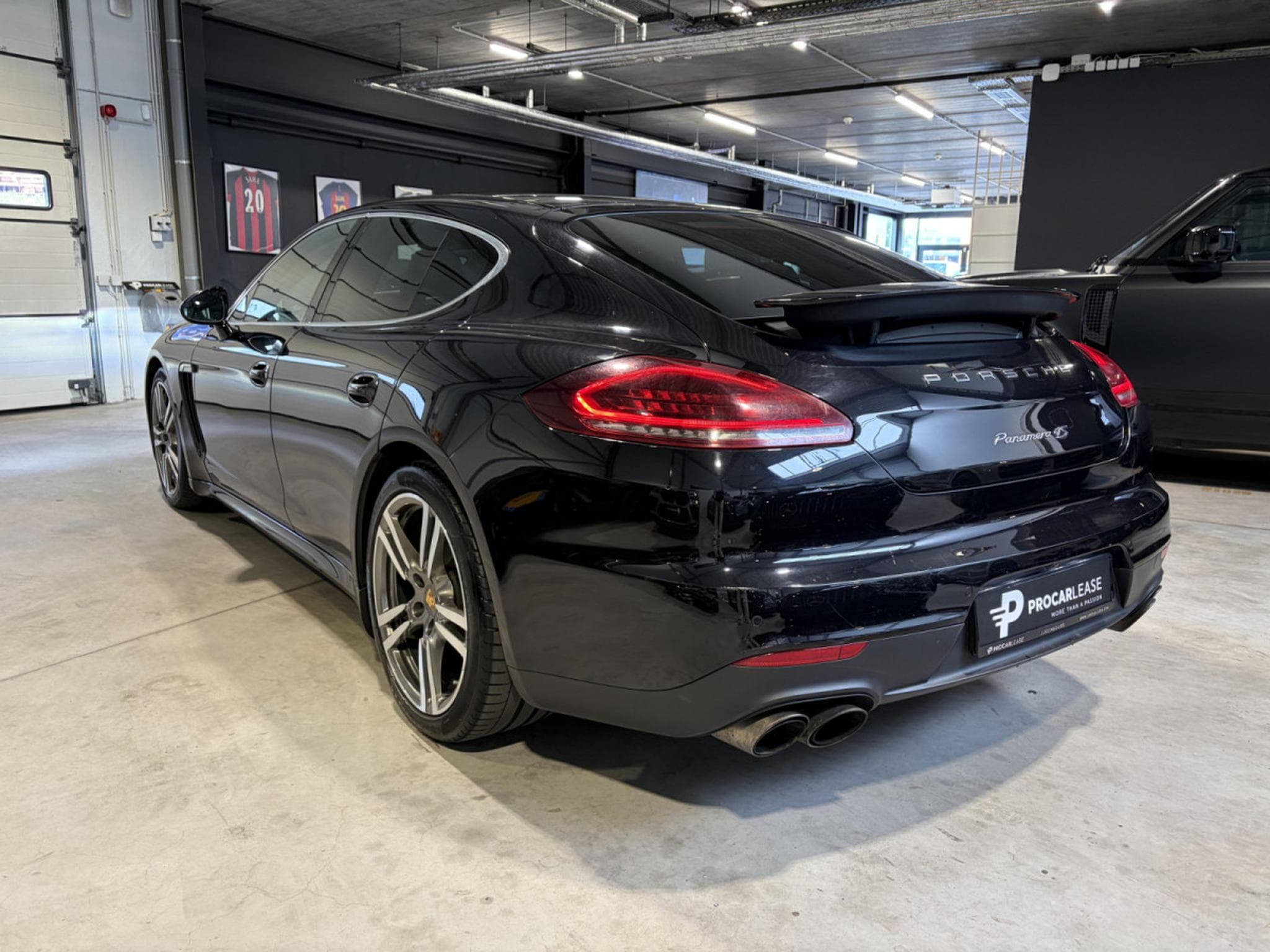 Porsche Panamera Panamera 4 S (2015) - Photo 11