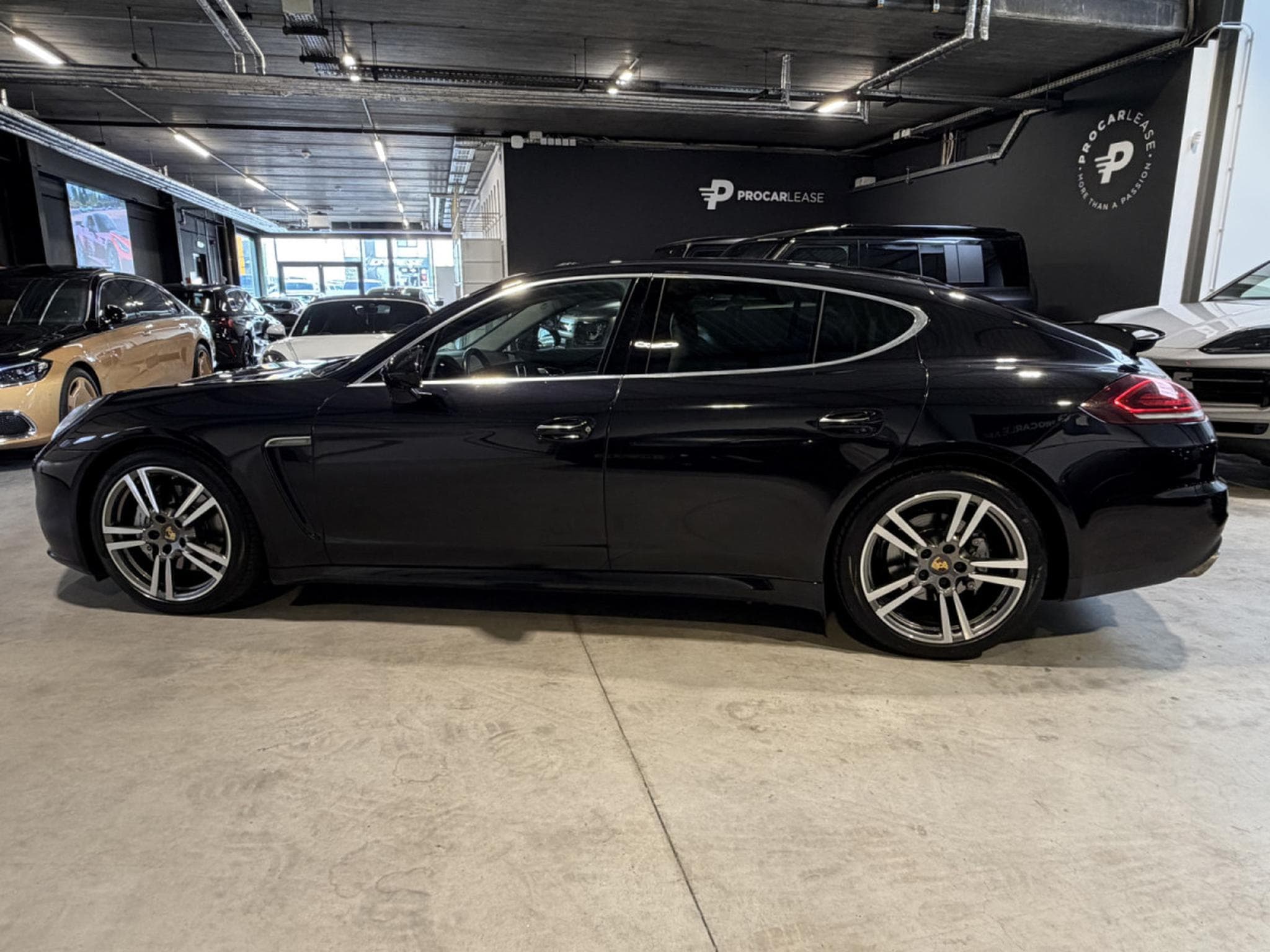 Porsche Panamera Panamera 4 S (2015) - Photo 12