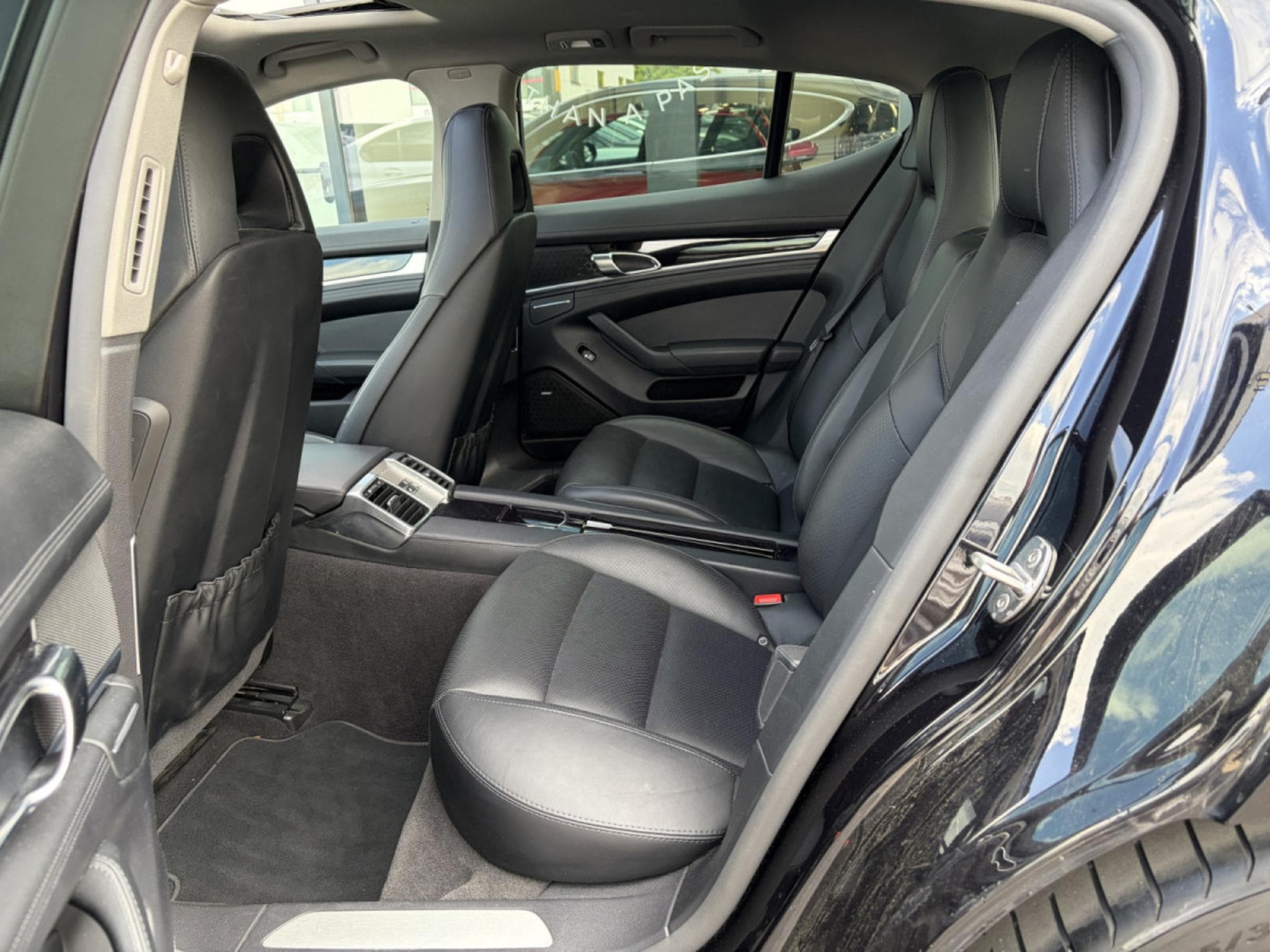 Porsche Panamera Panamera 4 S (2015) - Photo 13