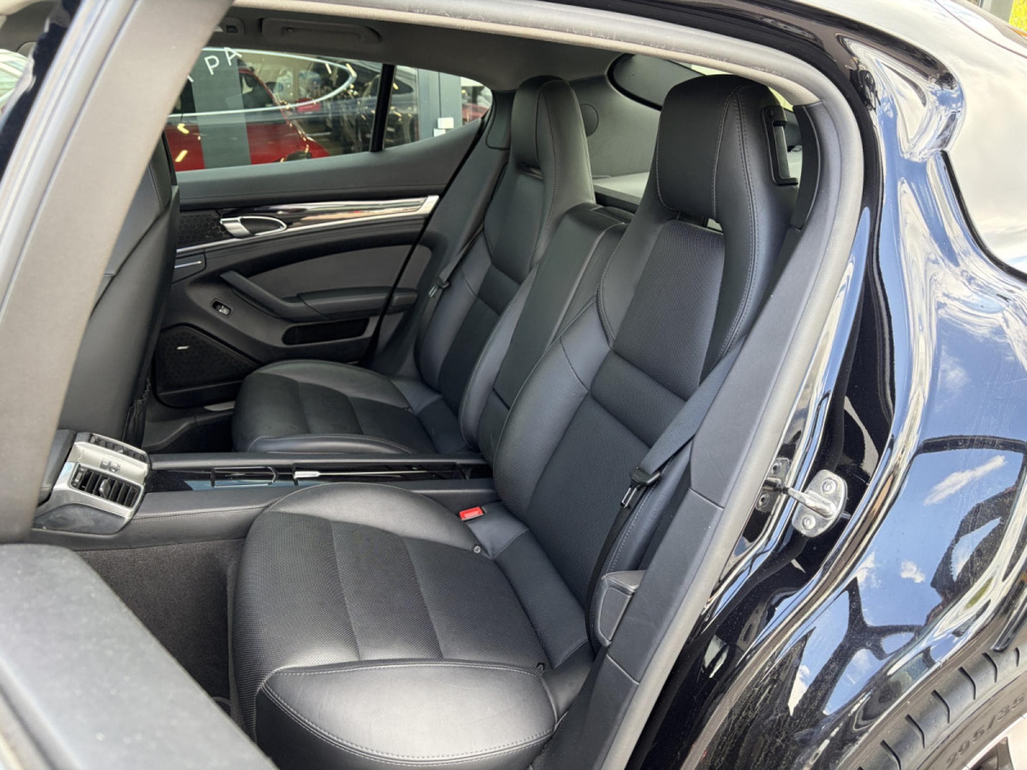 Porsche Panamera Panamera 4 S (2015) - Photo 14