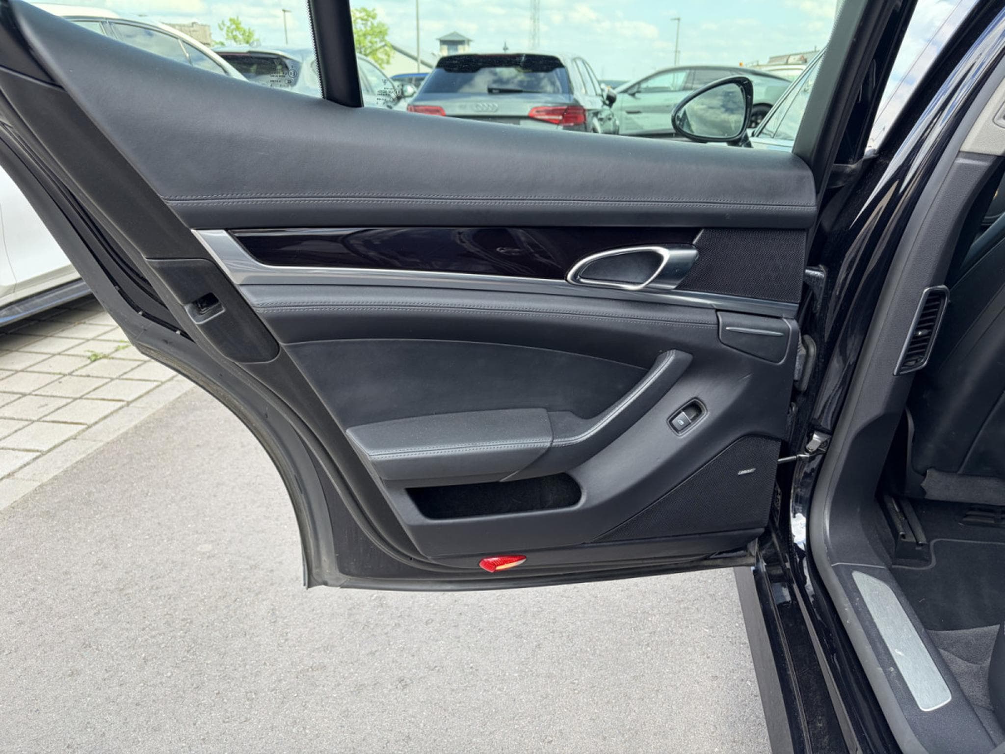 Porsche Panamera Panamera 4 S (2015) - Photo 22
